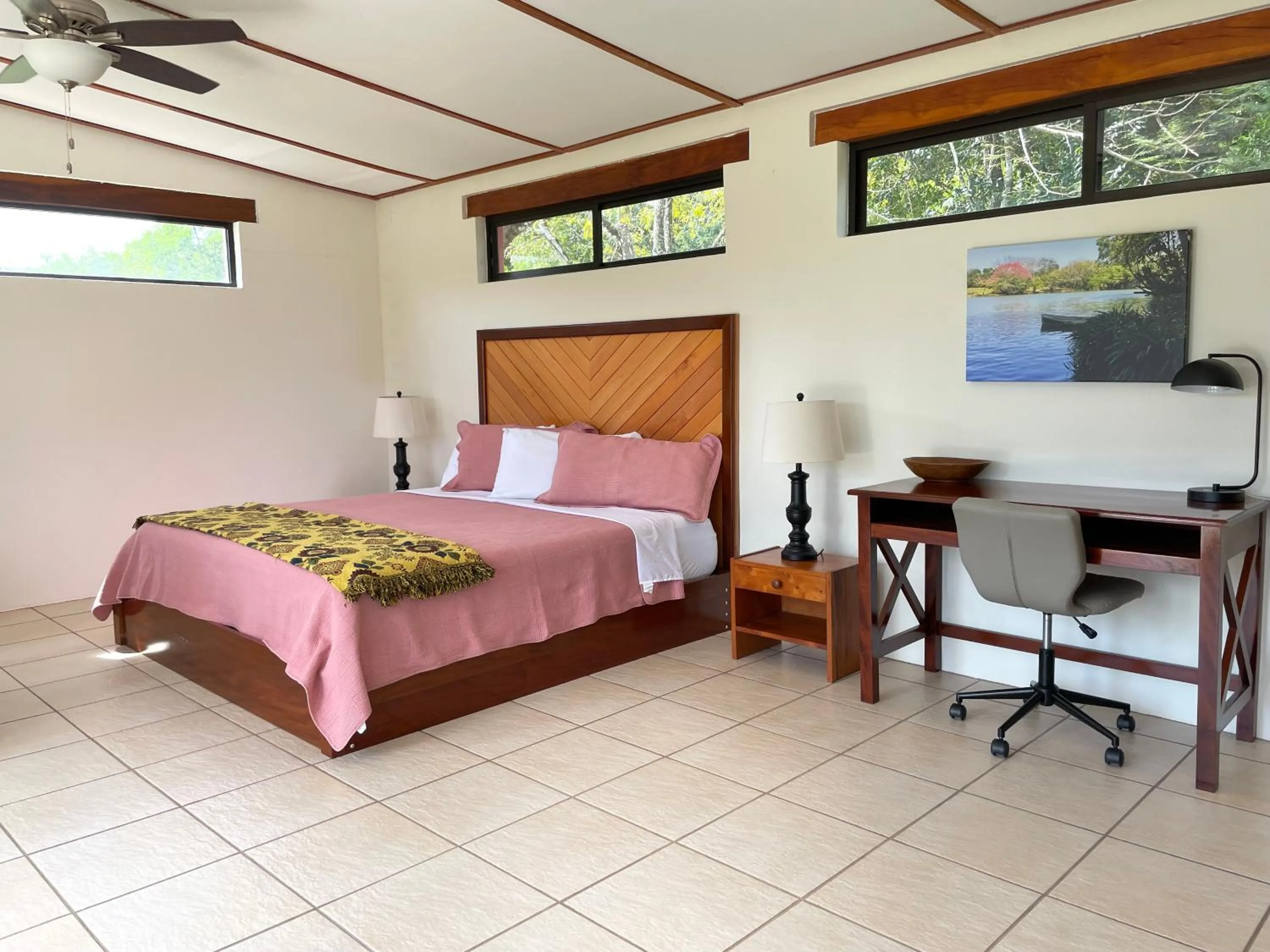 hair dresser in Gumbo Limbo Jungle Resort