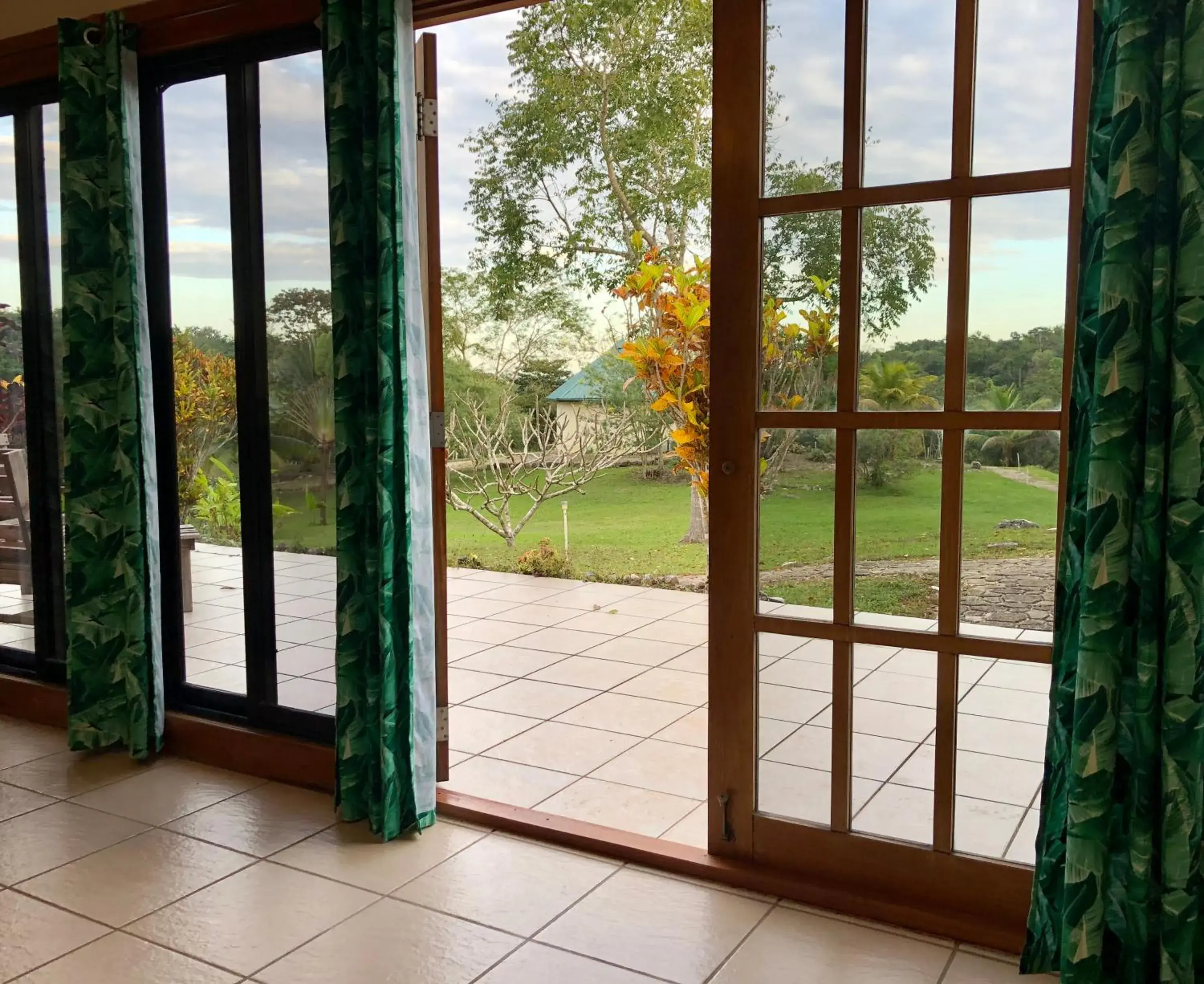 Executive Suite in Gumbo Limbo Jungle Resort Executive Suite in Gumbo Limbo Jungle Resort