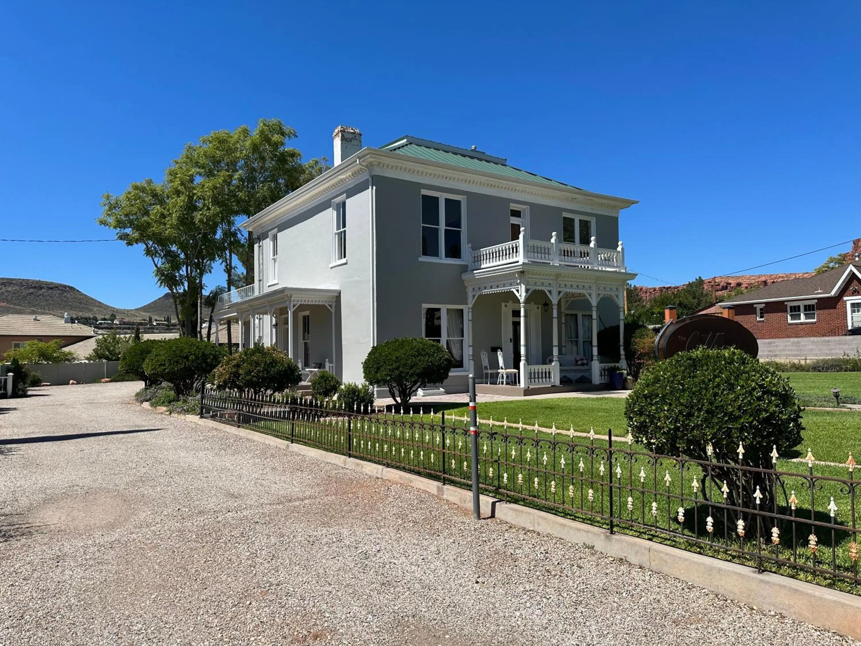 Property building in The Cottage at 241 North