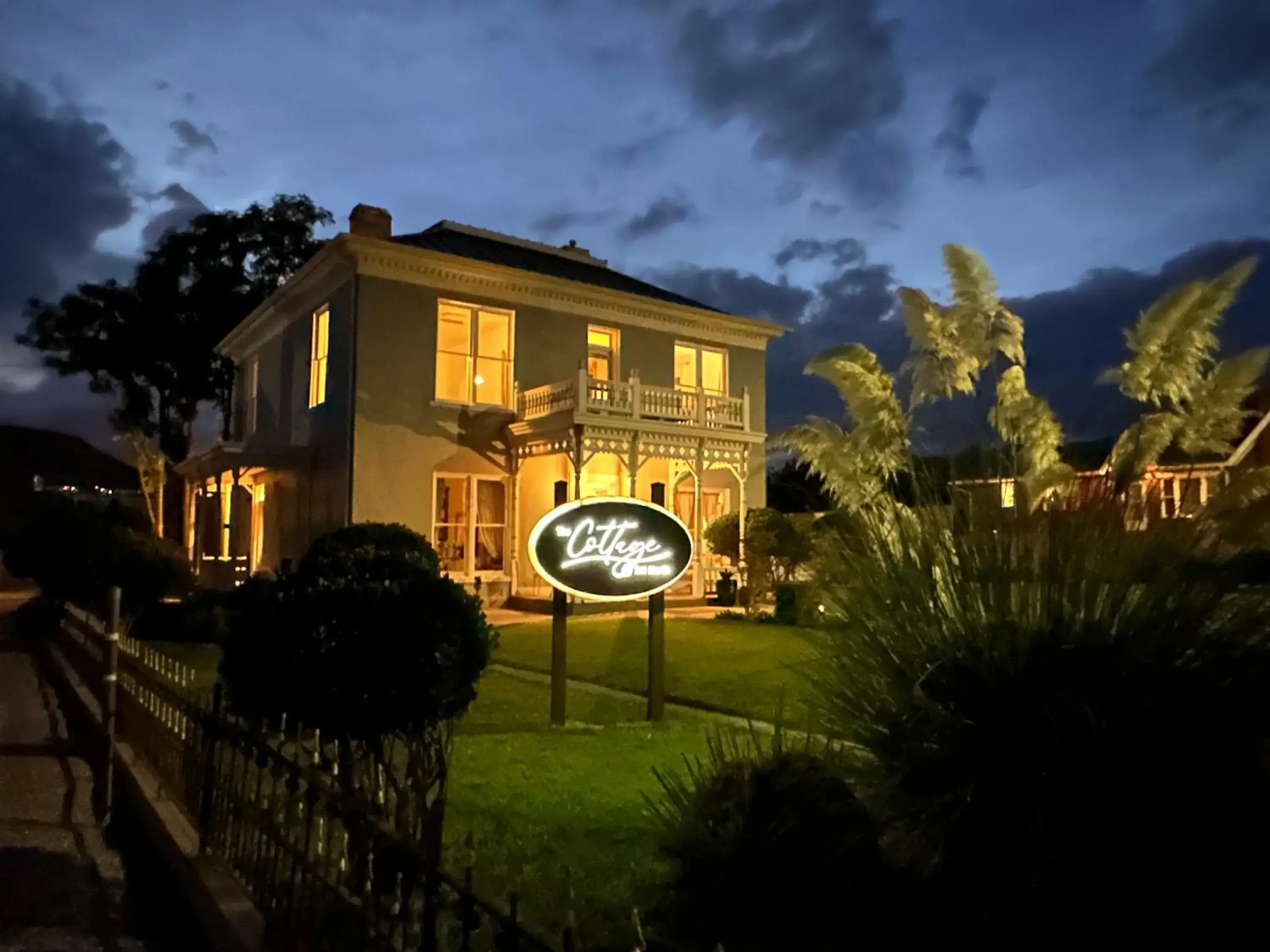 The Cottage at 241 North The Cottage at 241 North