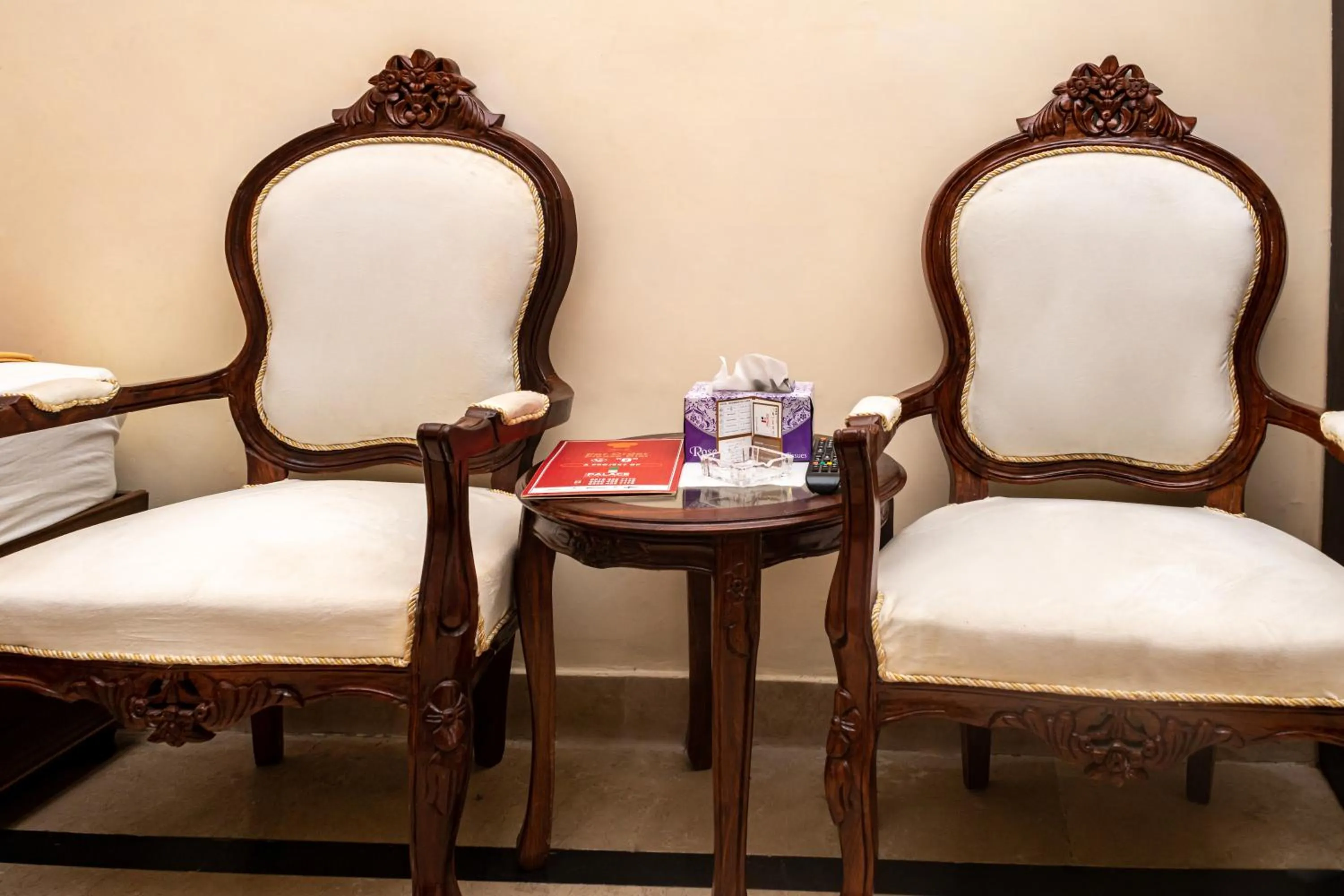 Living room in Rose Palace Hotel, Garden Town