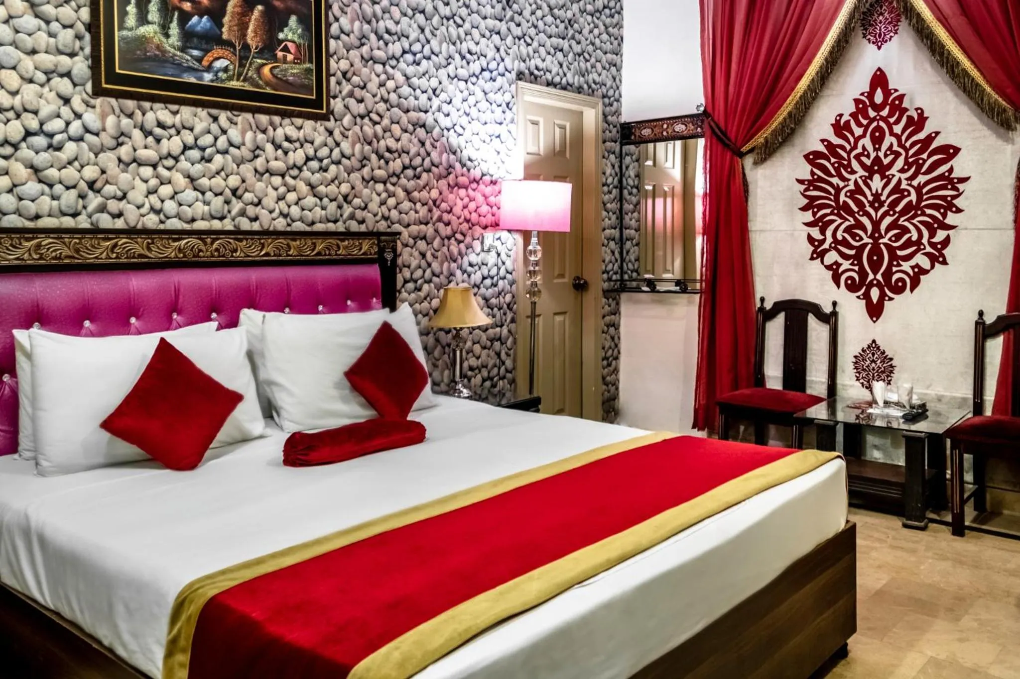 Bed in Rose Palace Hotel, Garden Town