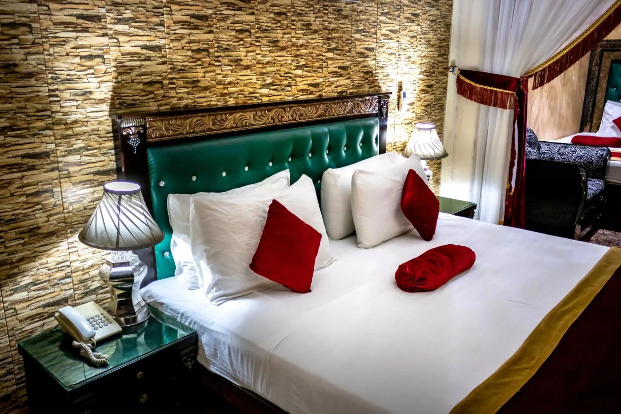 Bed in Rose Palace Hotel, Garden Town