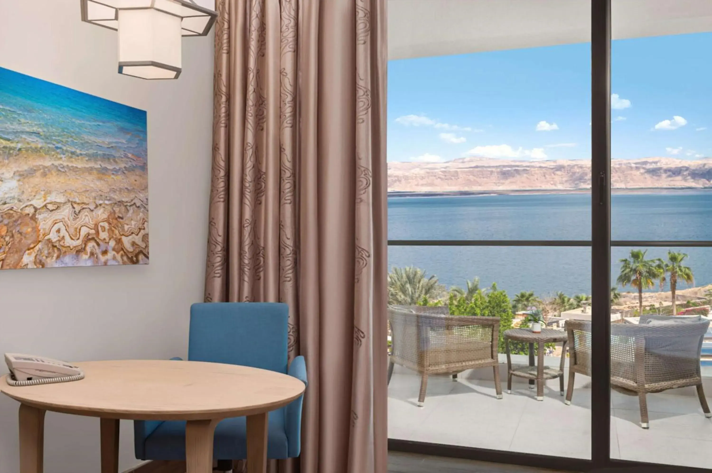Deluxe Double Room with Sea View in Hilton Dead Sea Resort & Spa Deluxe Double Room with Sea View in Hilton Dead Sea Resort & Spa