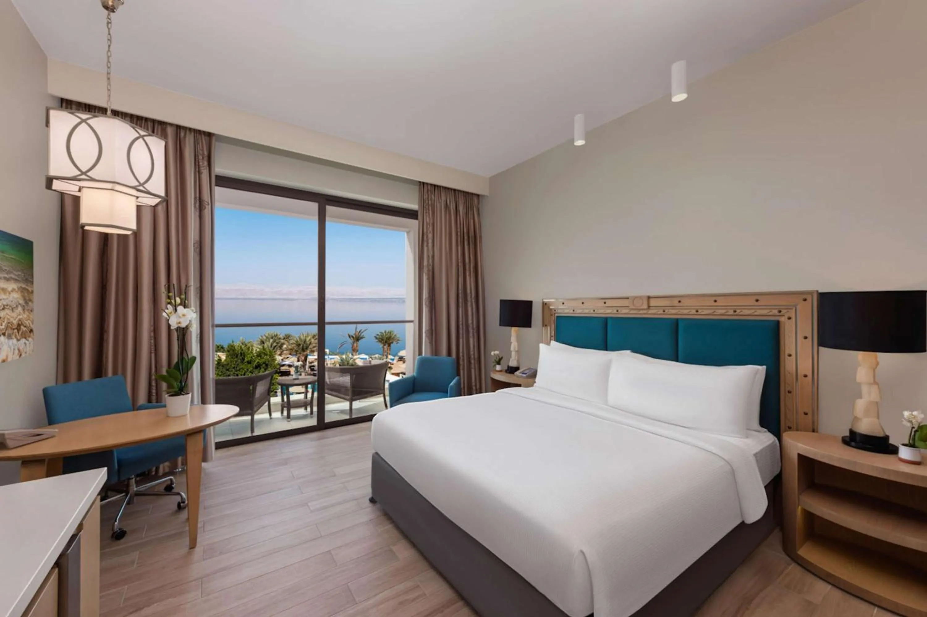 Bedroom, Bed in Hilton Dead Sea Resort & Spa