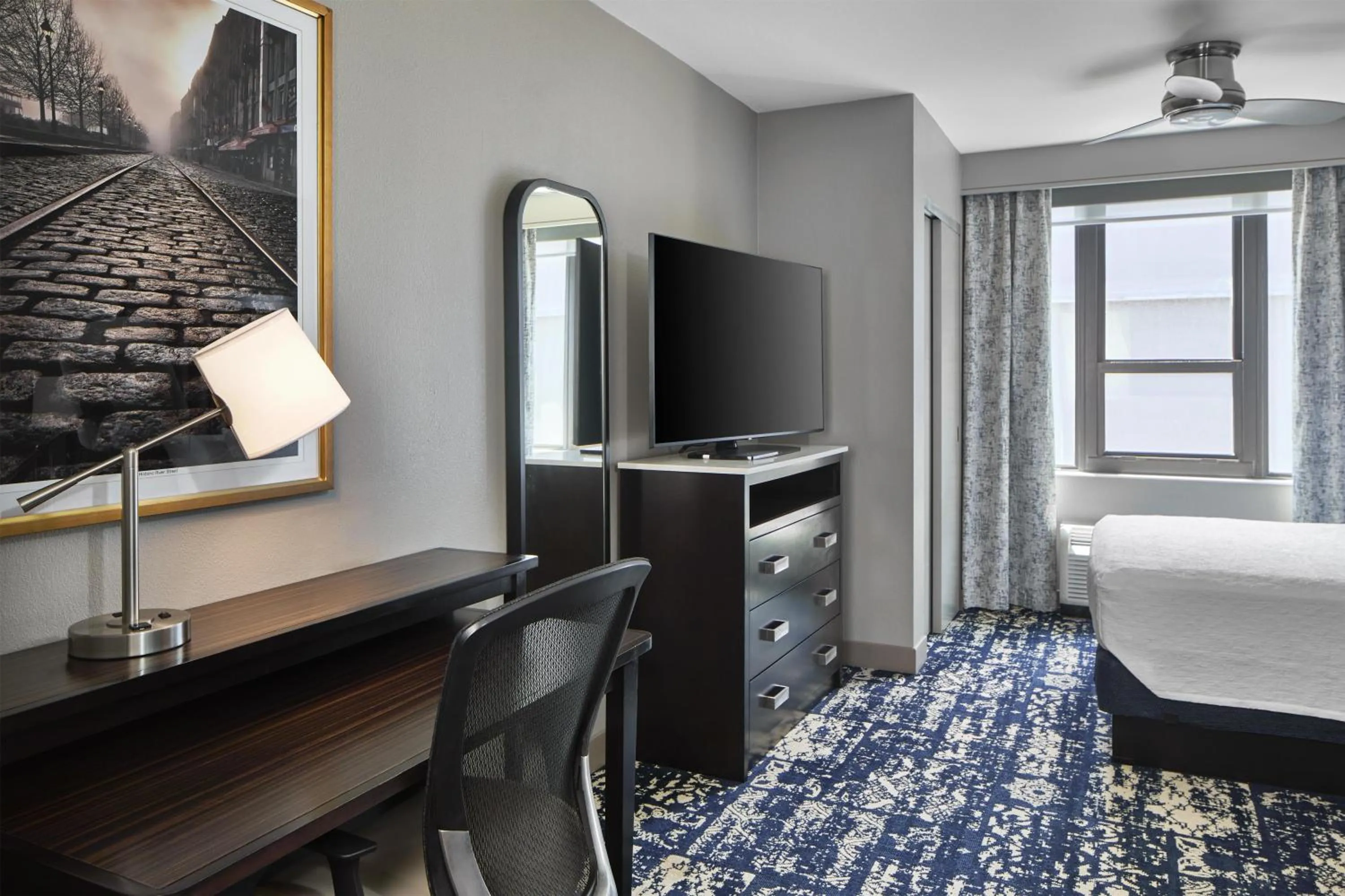 Bedroom, Bed in Homewood Suites Savannah Historic District/Riverfront