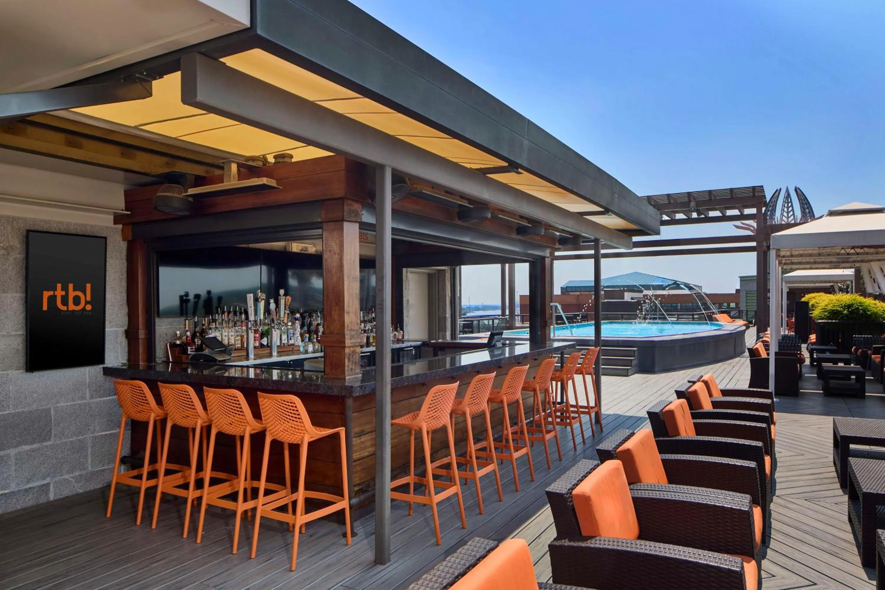 Pool view in Homewood Suites Savannah Historic District/Riverfront