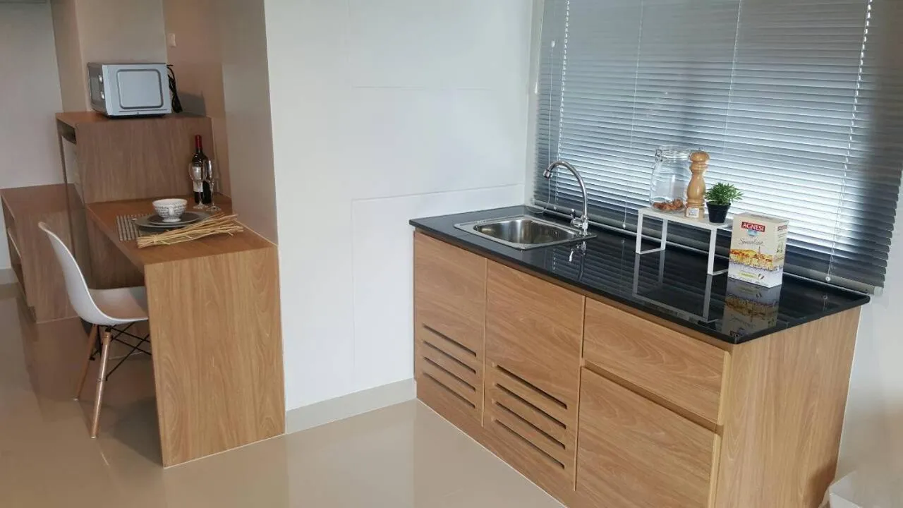 JK LIVING Hotel And Service Apartment