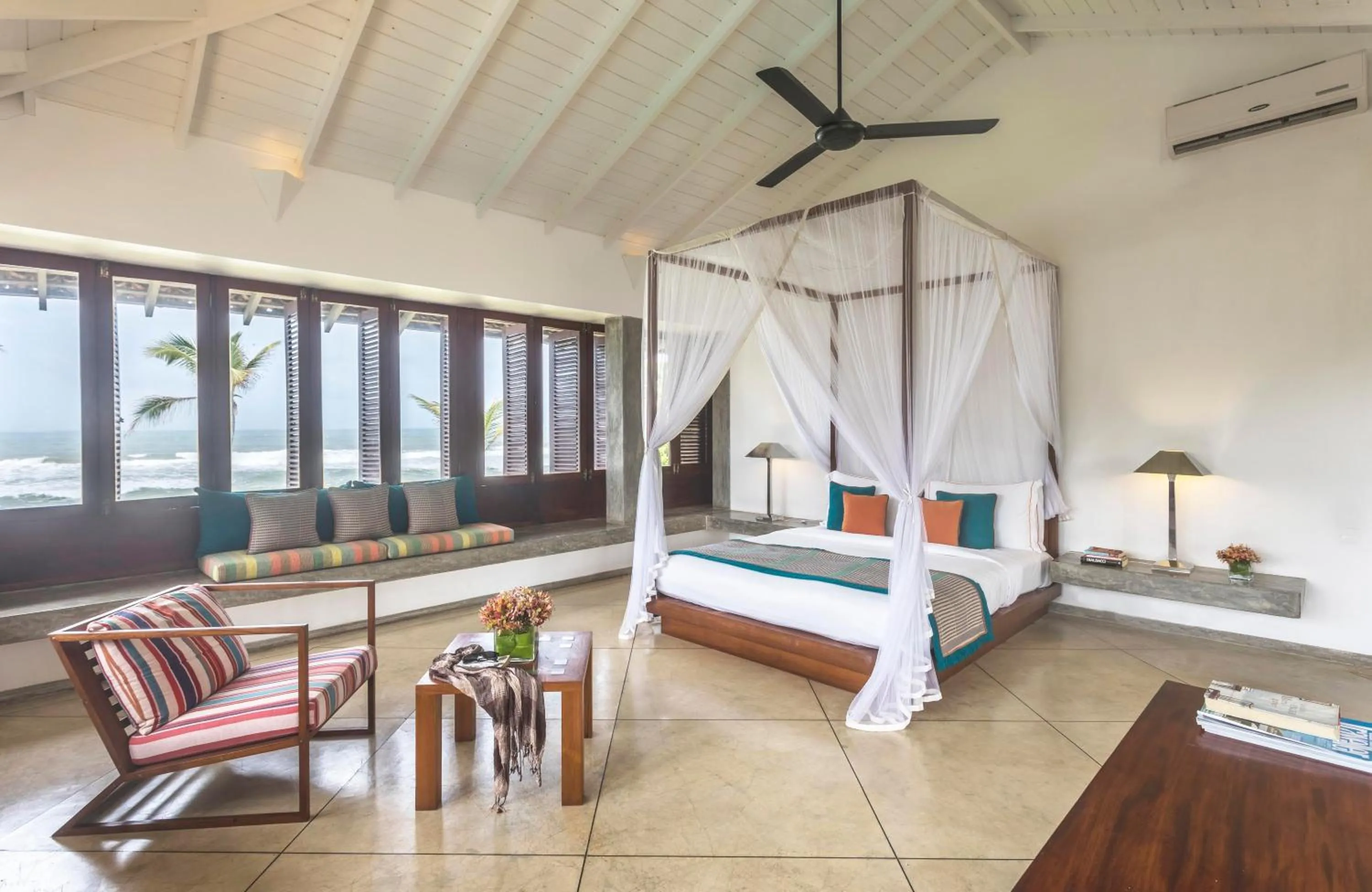 Bedroom, Bed in The Frangipani Tree by Edwards Collection - Thalpe