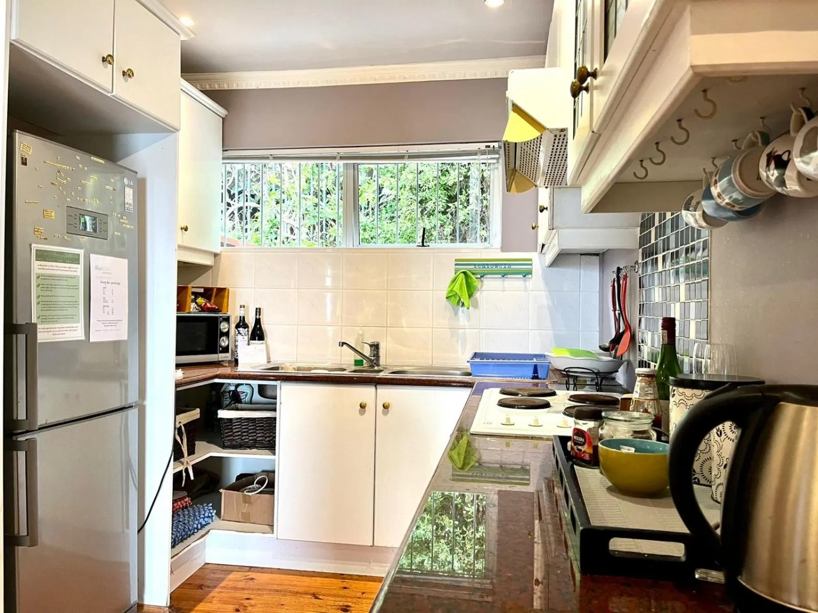 kitchen in Bluebottle Guesthouse
