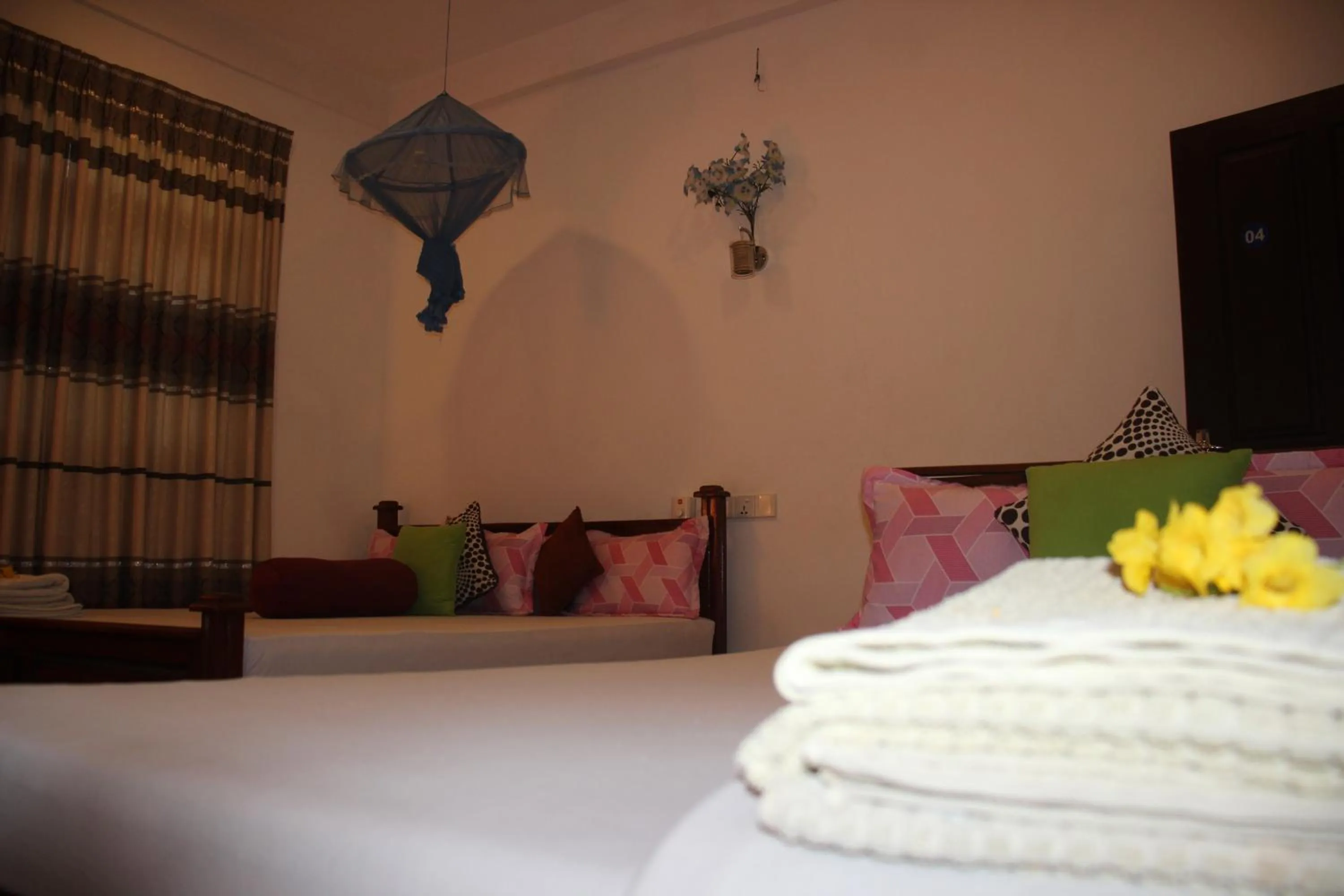 Bed in Miheen Hotel & Resort - Anuradhapura