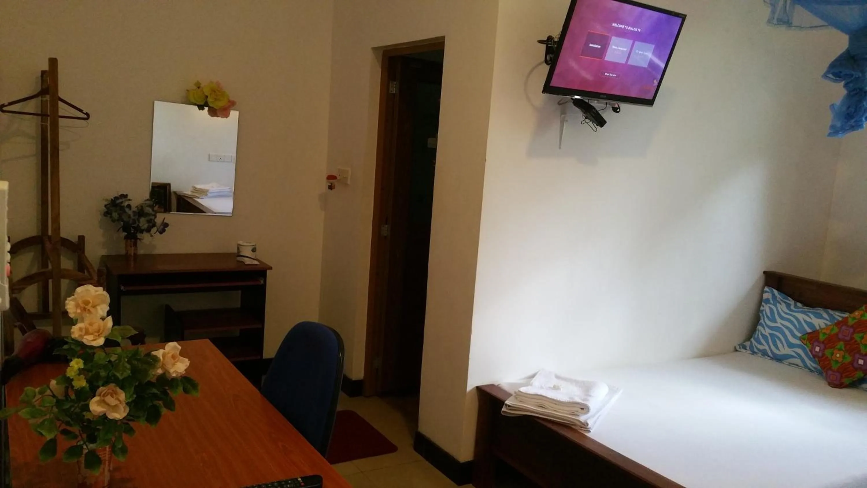 Bedroom, Bed in Miheen Hotel & Resort - Anuradhapura