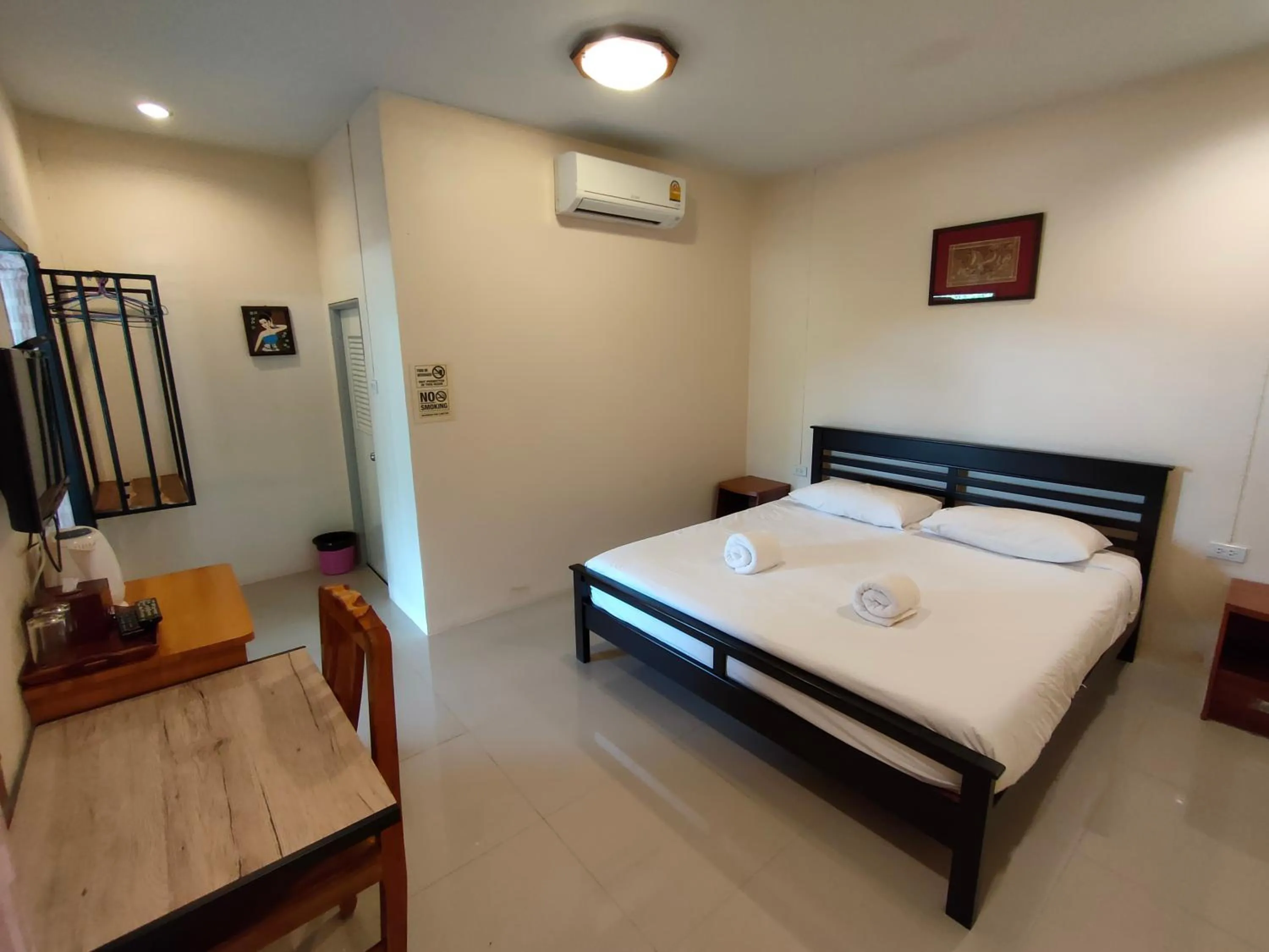 Bed in Koh Jum Bungalow & Hostel