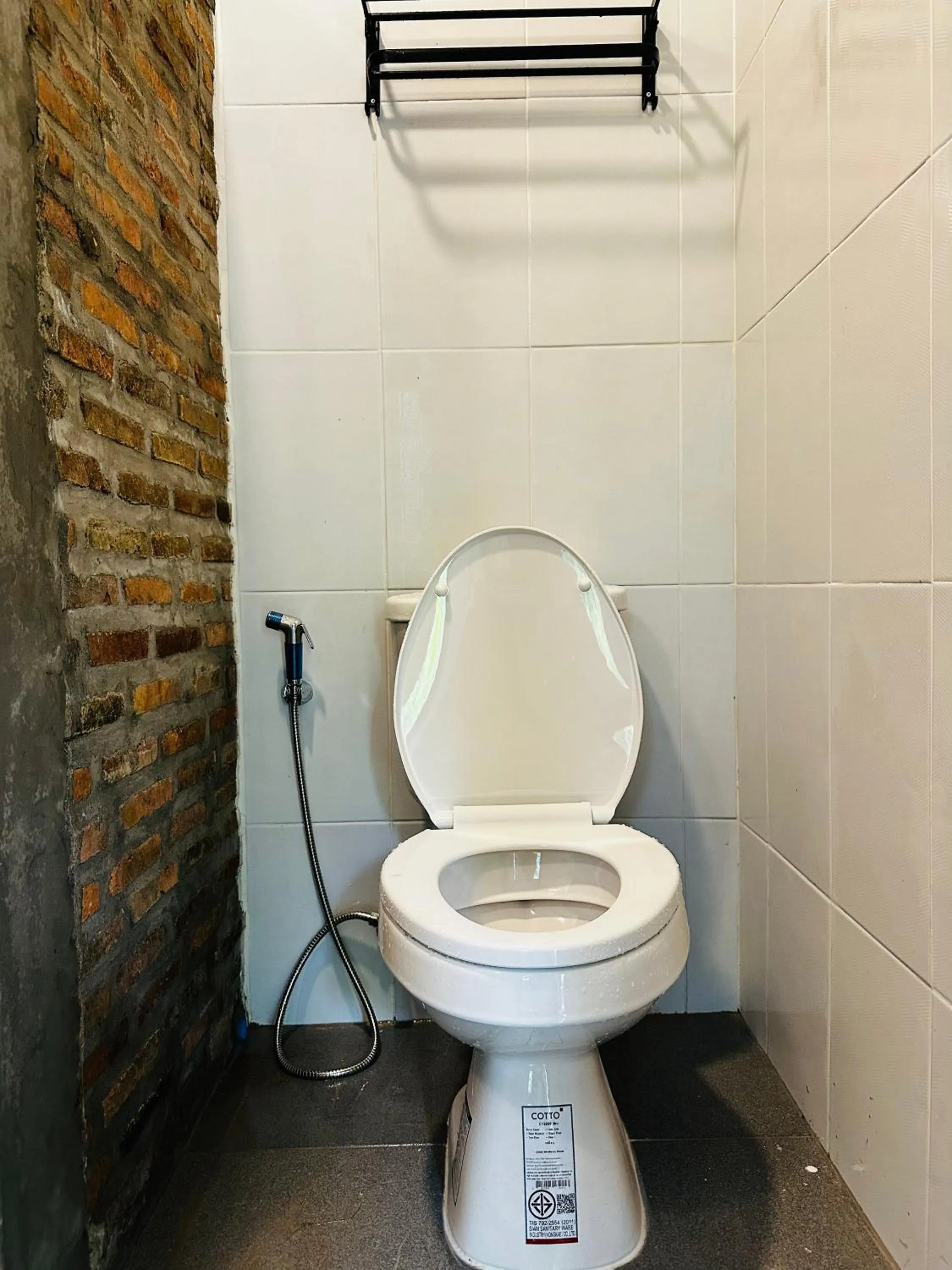 Koh Jum Bungalow & Hostel