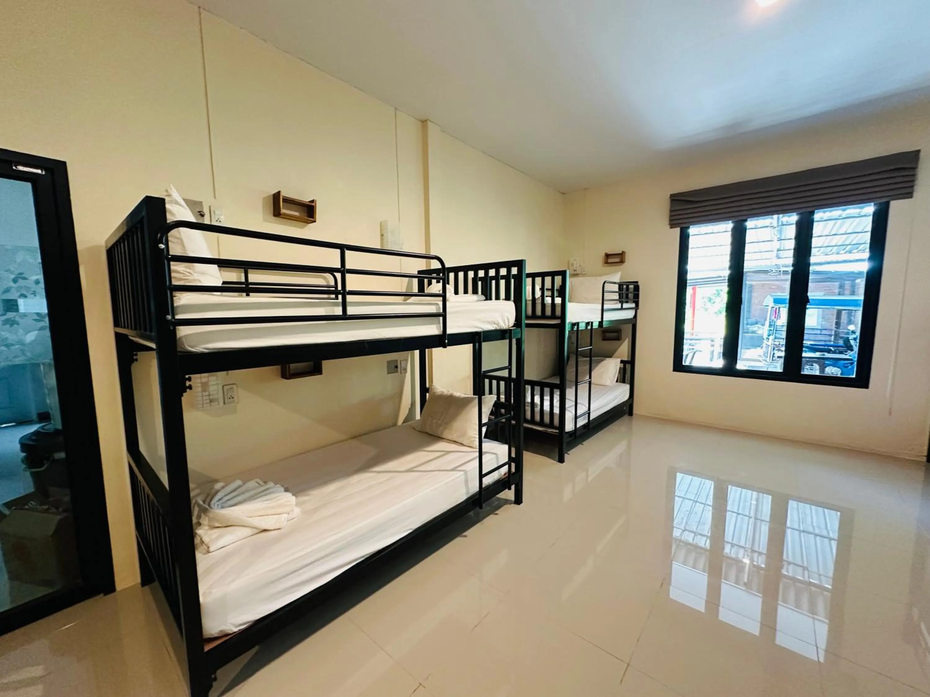 Bed in Koh Jum Bungalow & Hostel