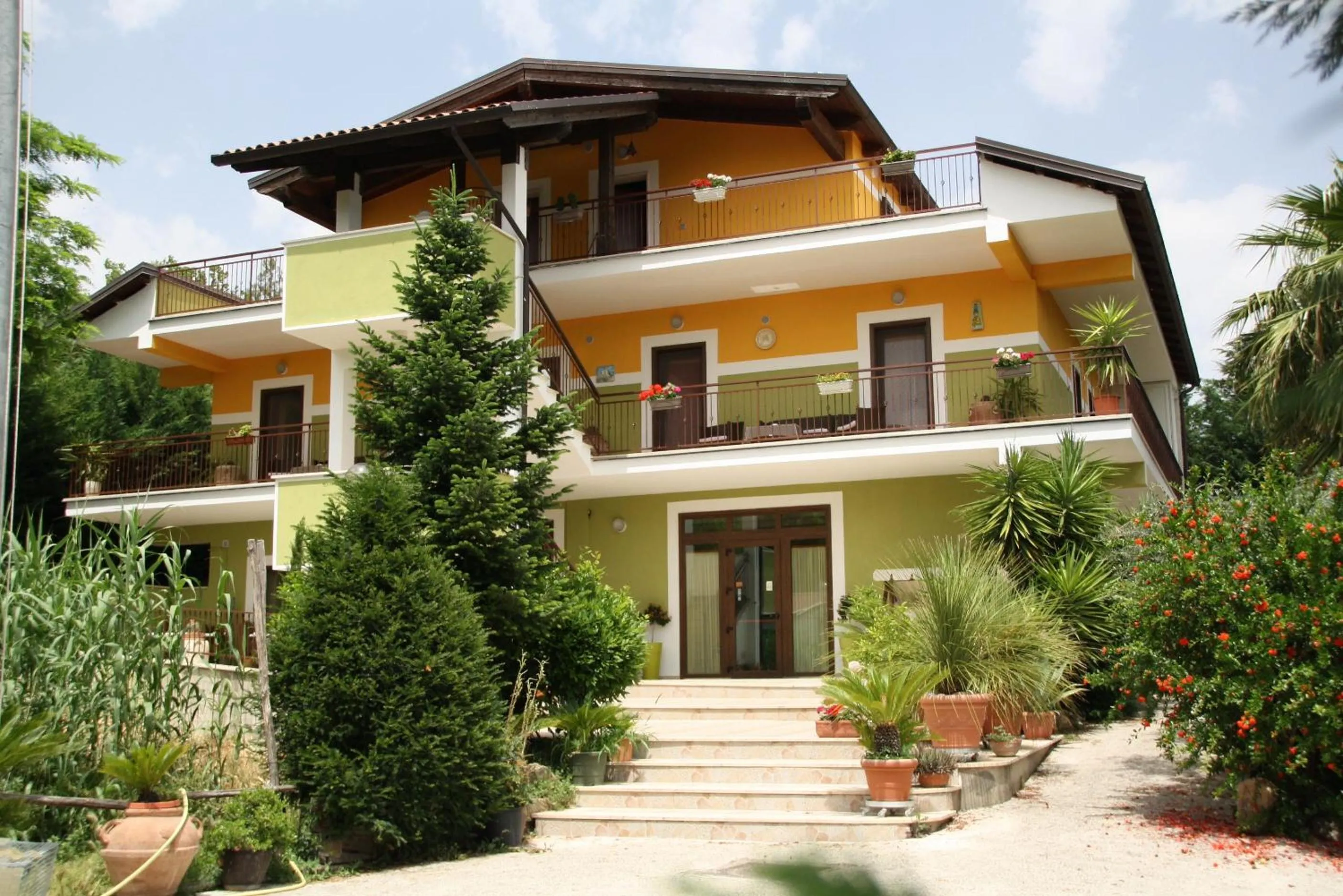 Property building in Il Ritrovo del Cima
