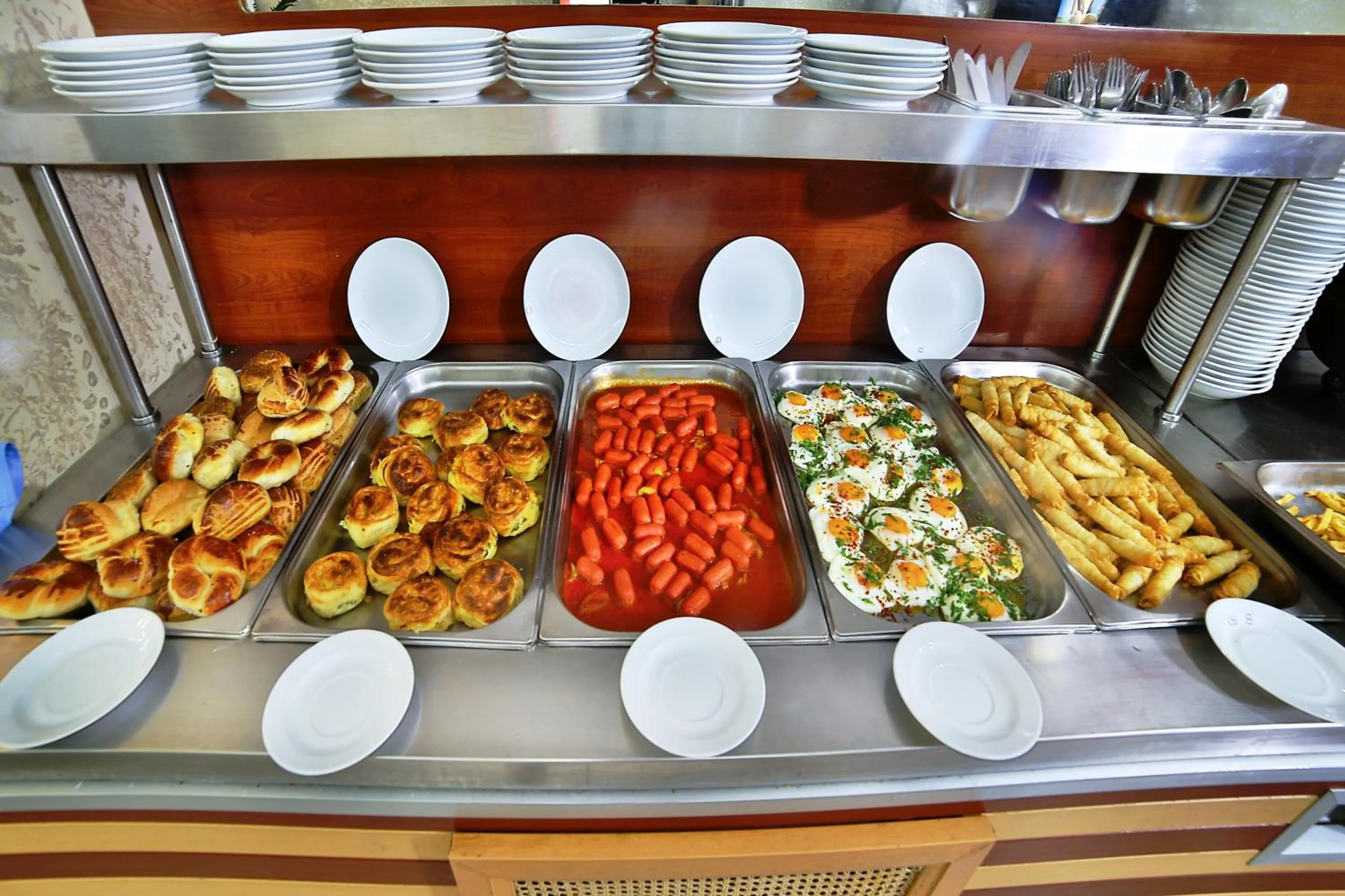 Food and drinks in Sahinler Hotel