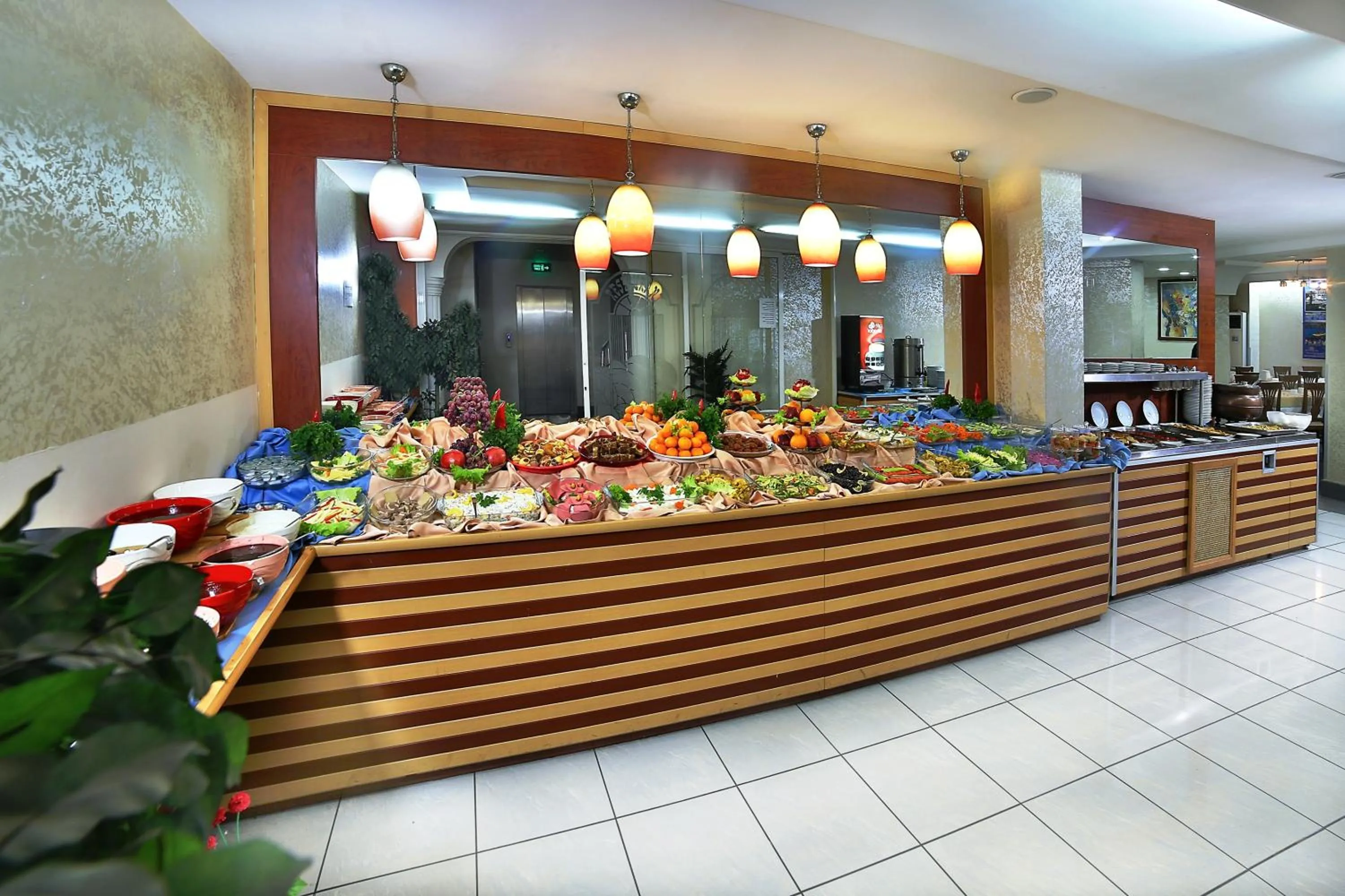 Restaurant/places to eat in Sahinler Hotel