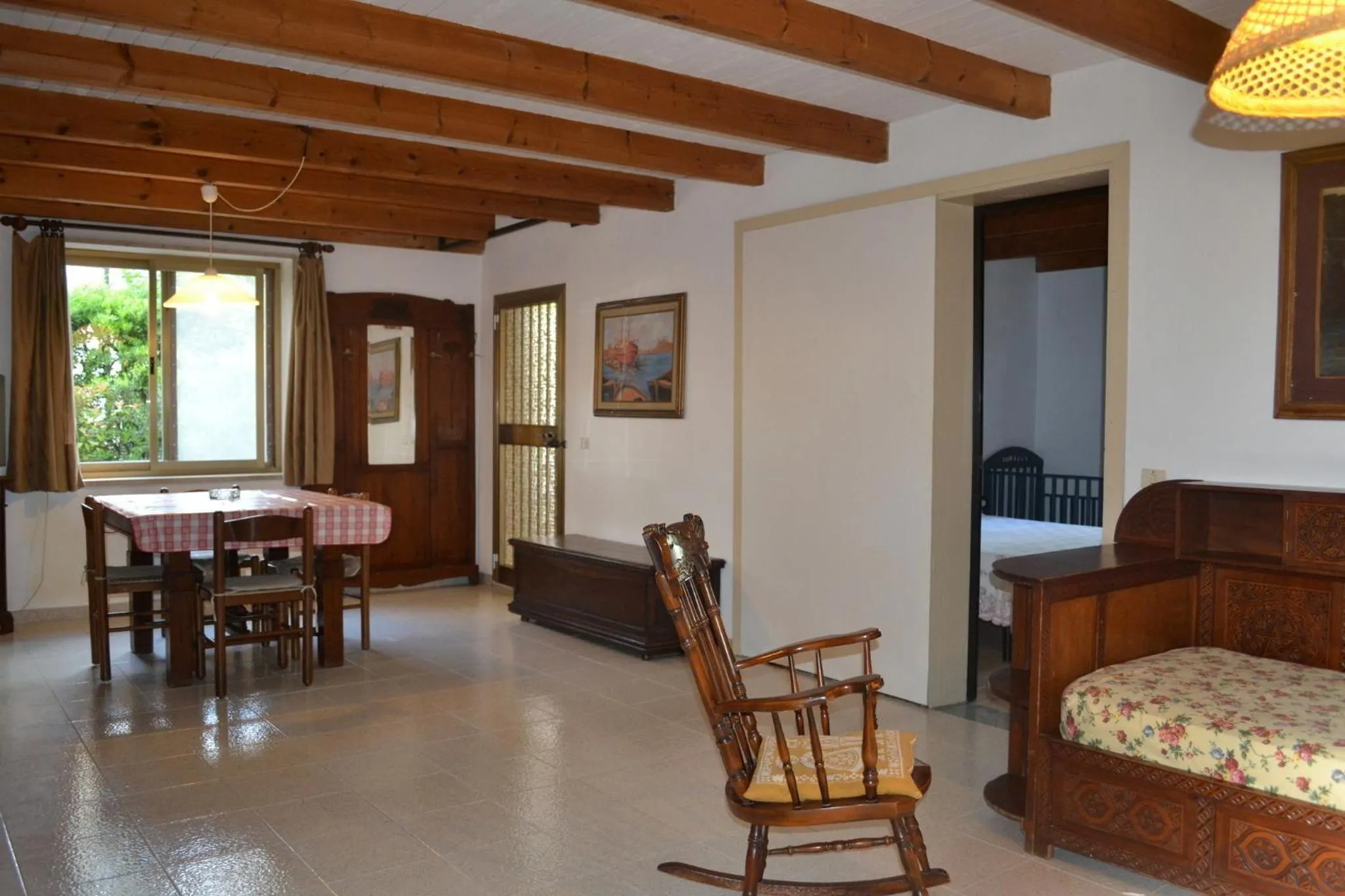 Photo of the whole room in Casa Furrer