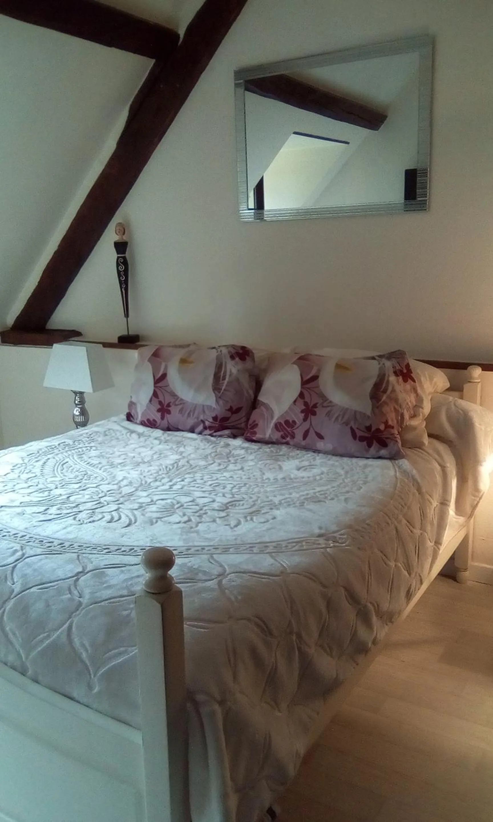 Bed in Fleur De Soleil