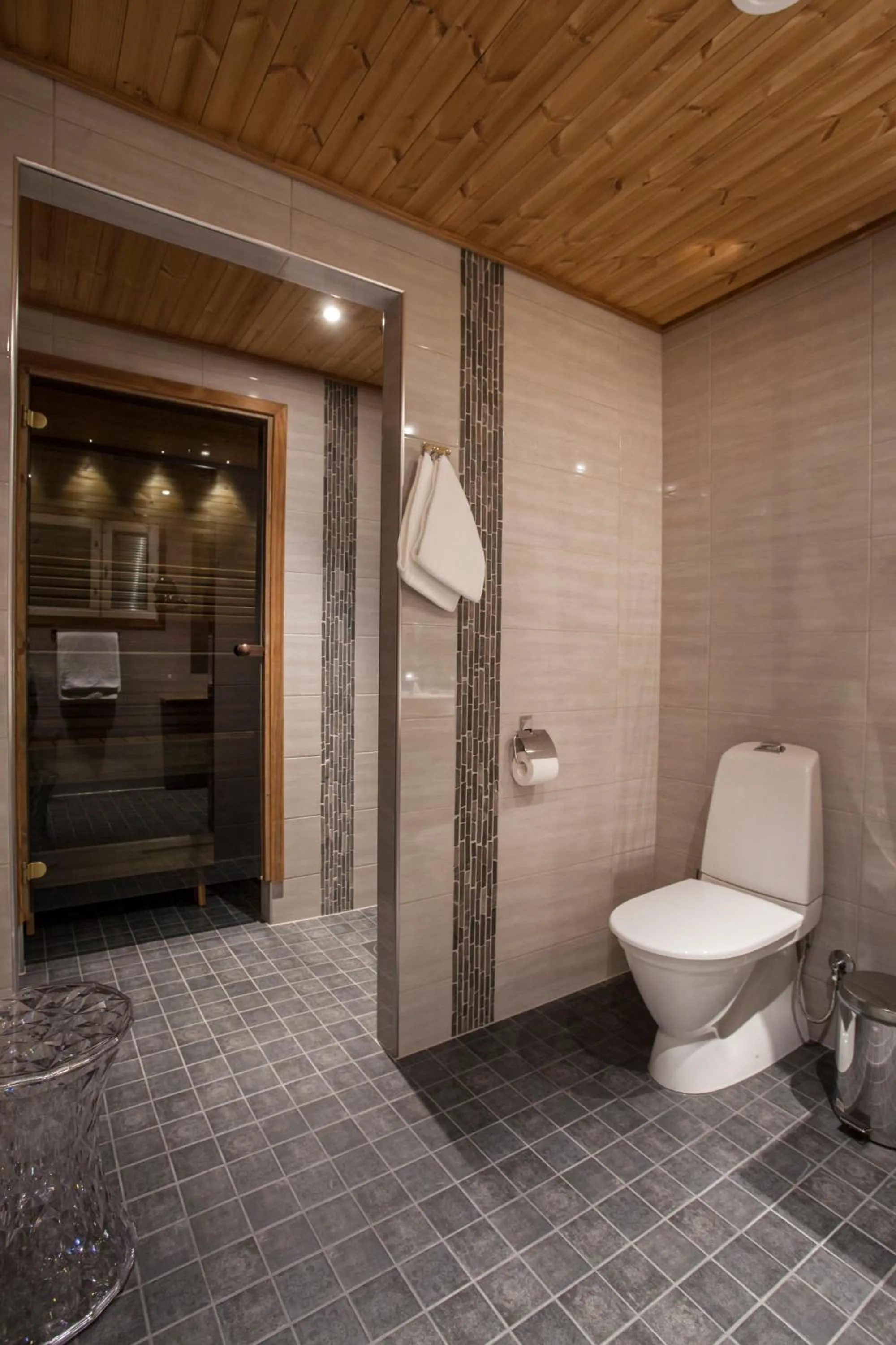 Bathroom in Beana Laponia - Wilderness boutique hotel with safaris