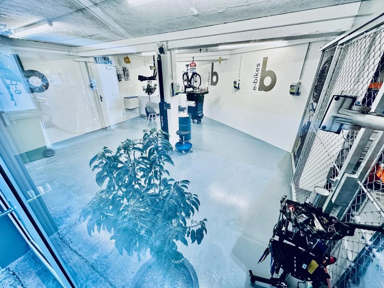 Property building in Bed Bike and Breakfast Olten