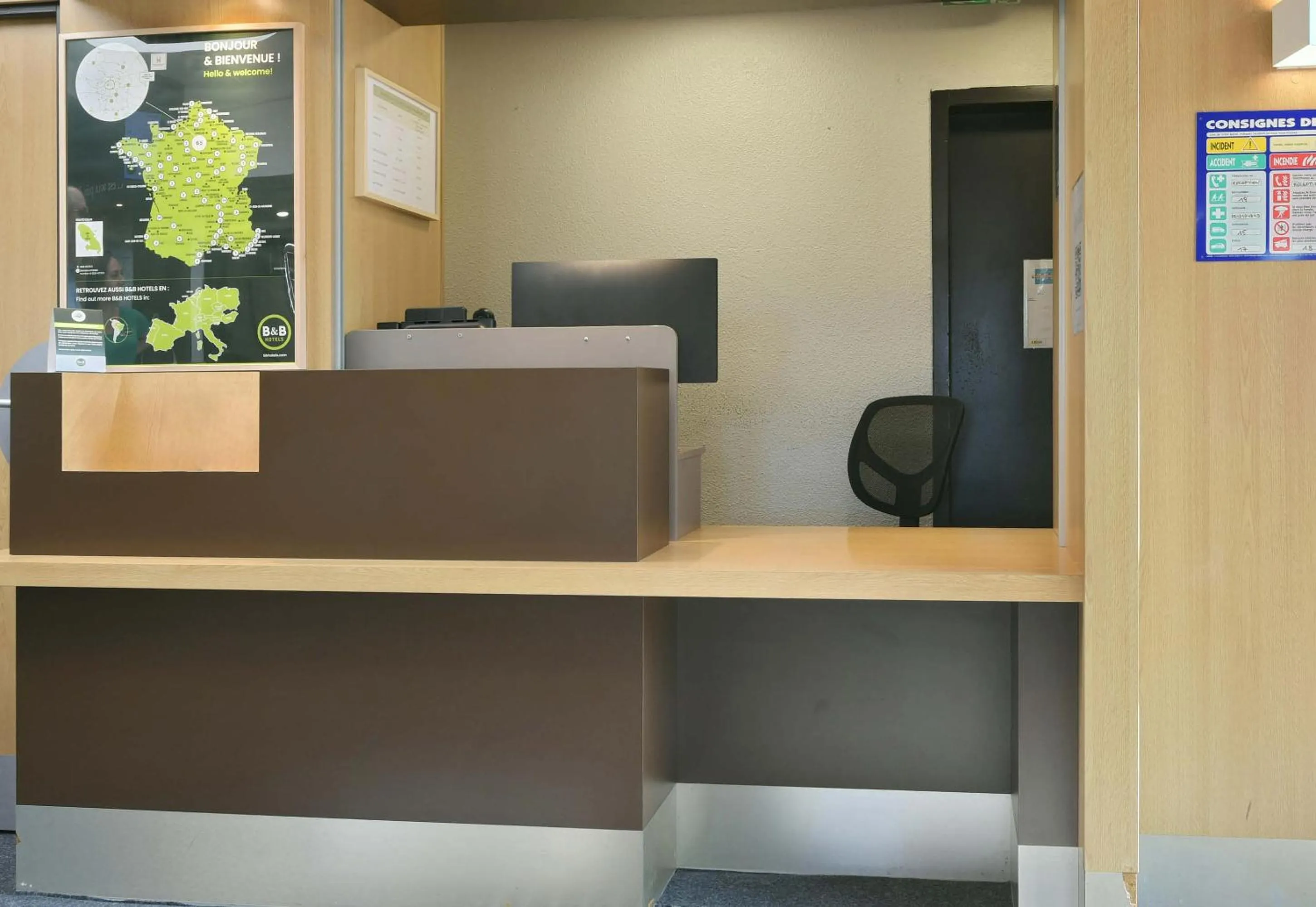 Lobby or reception in B&B HOTEL Le Mans Nord 1