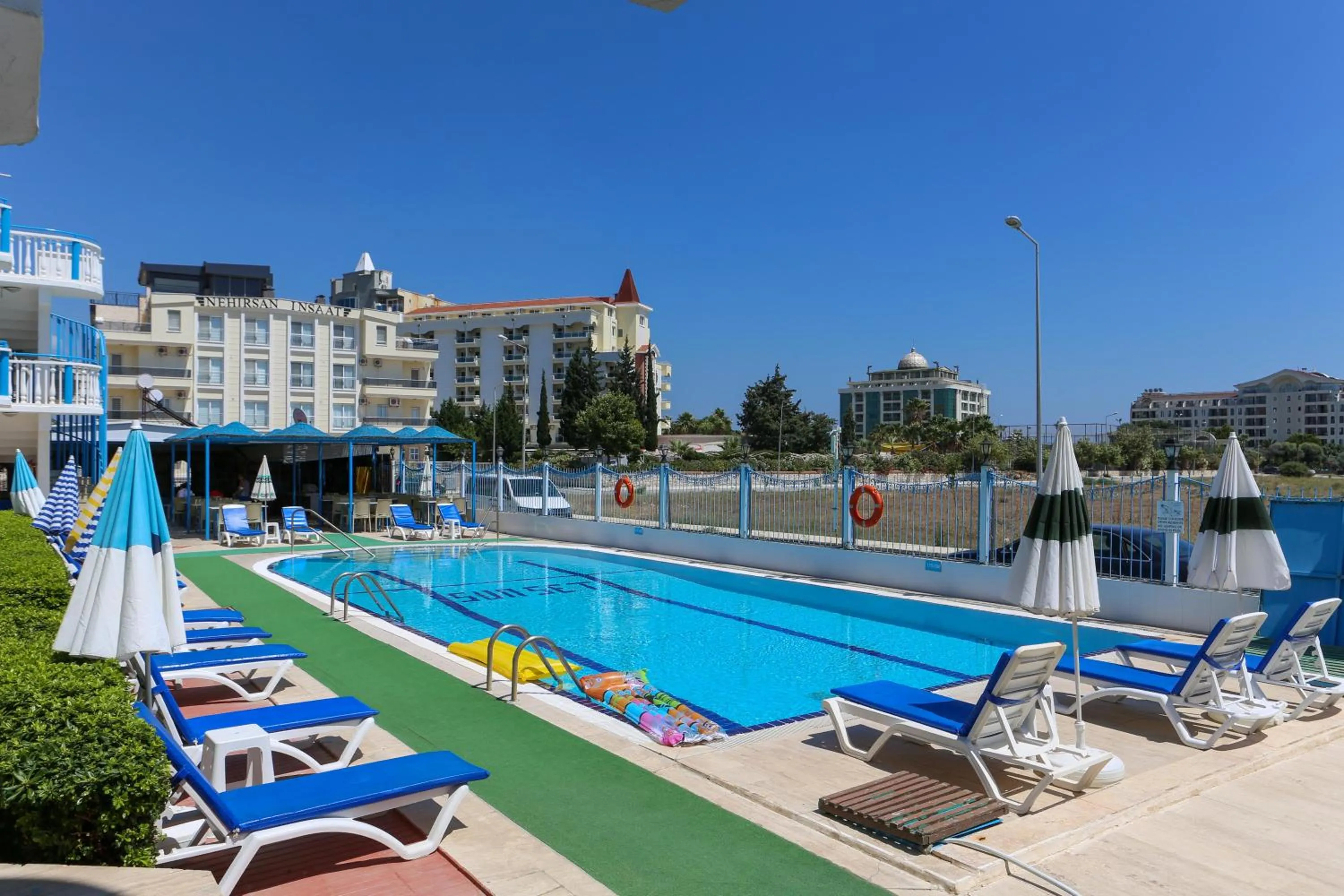 Day in Sunset Village