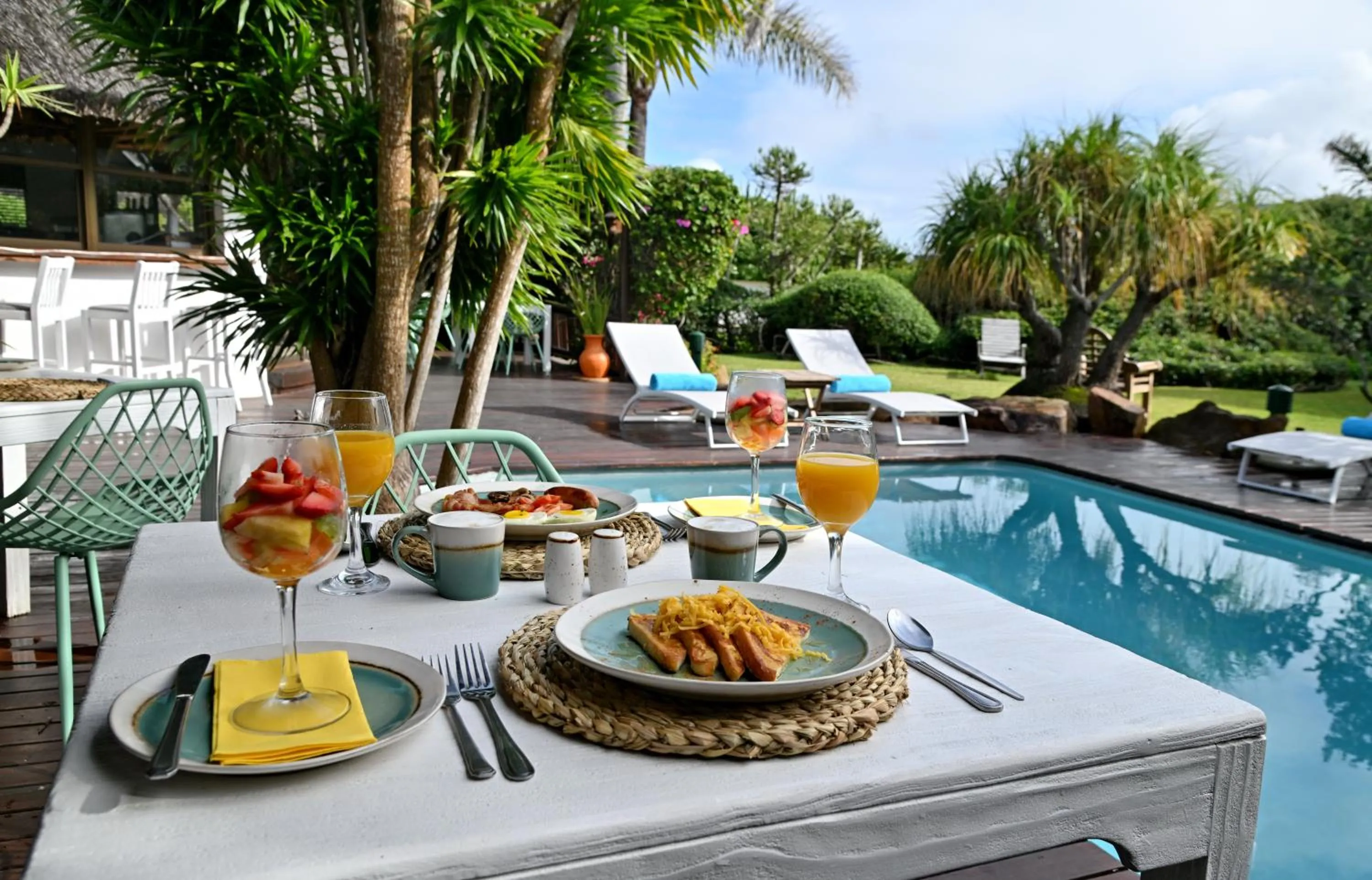 Breakfast in BonBini Guest House