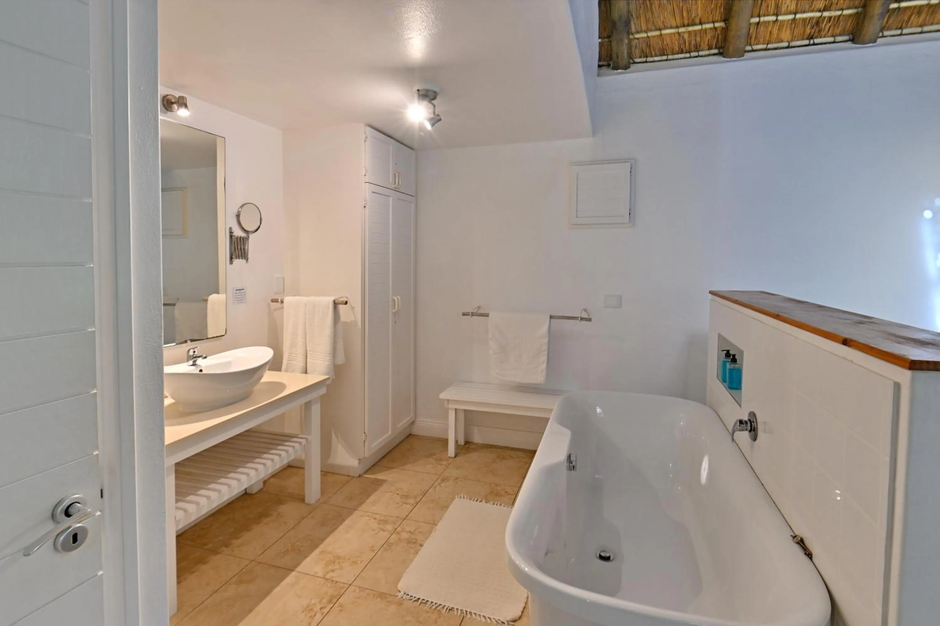 Bathroom in BonBini Guest House