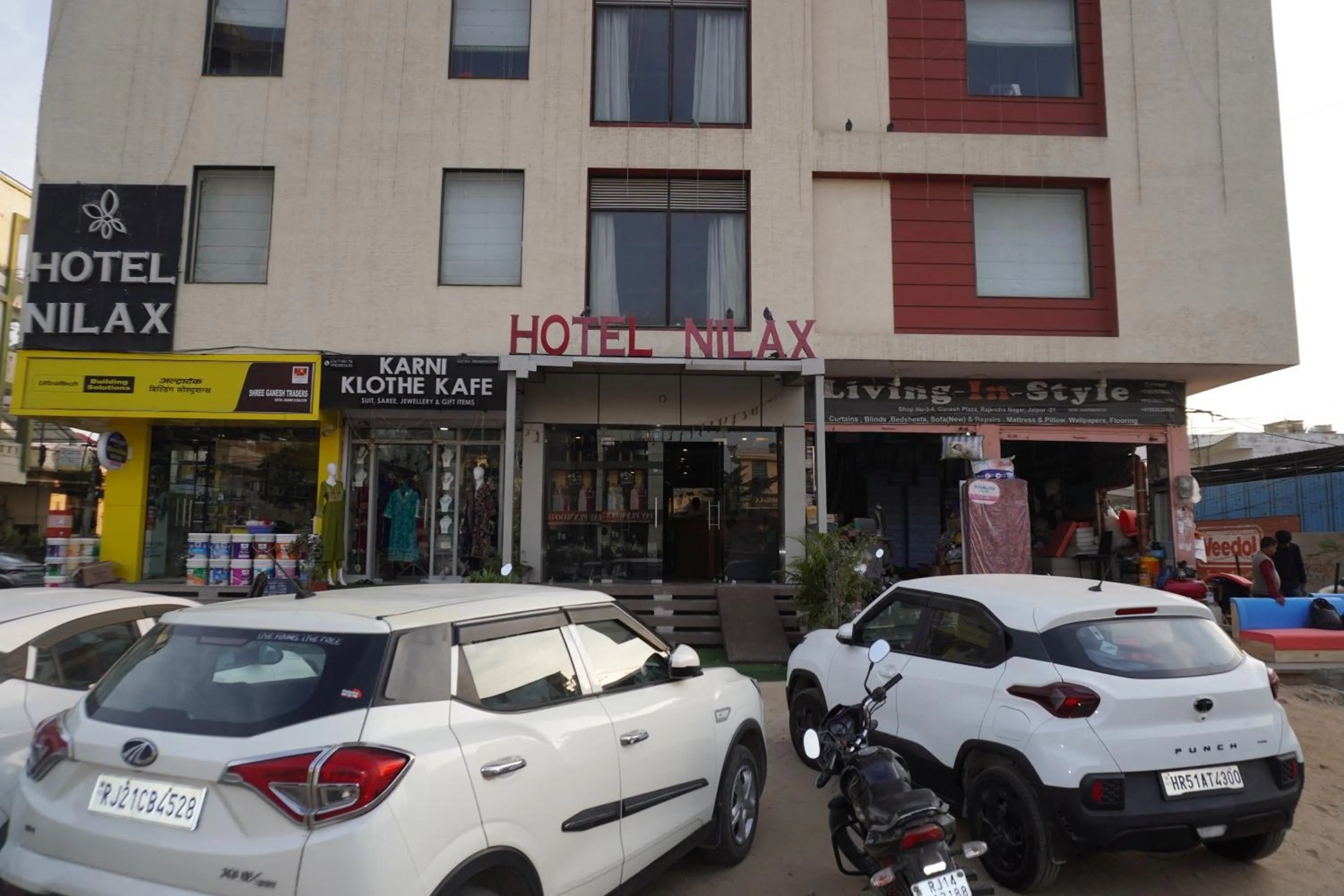 Property building in Hotel Nilax