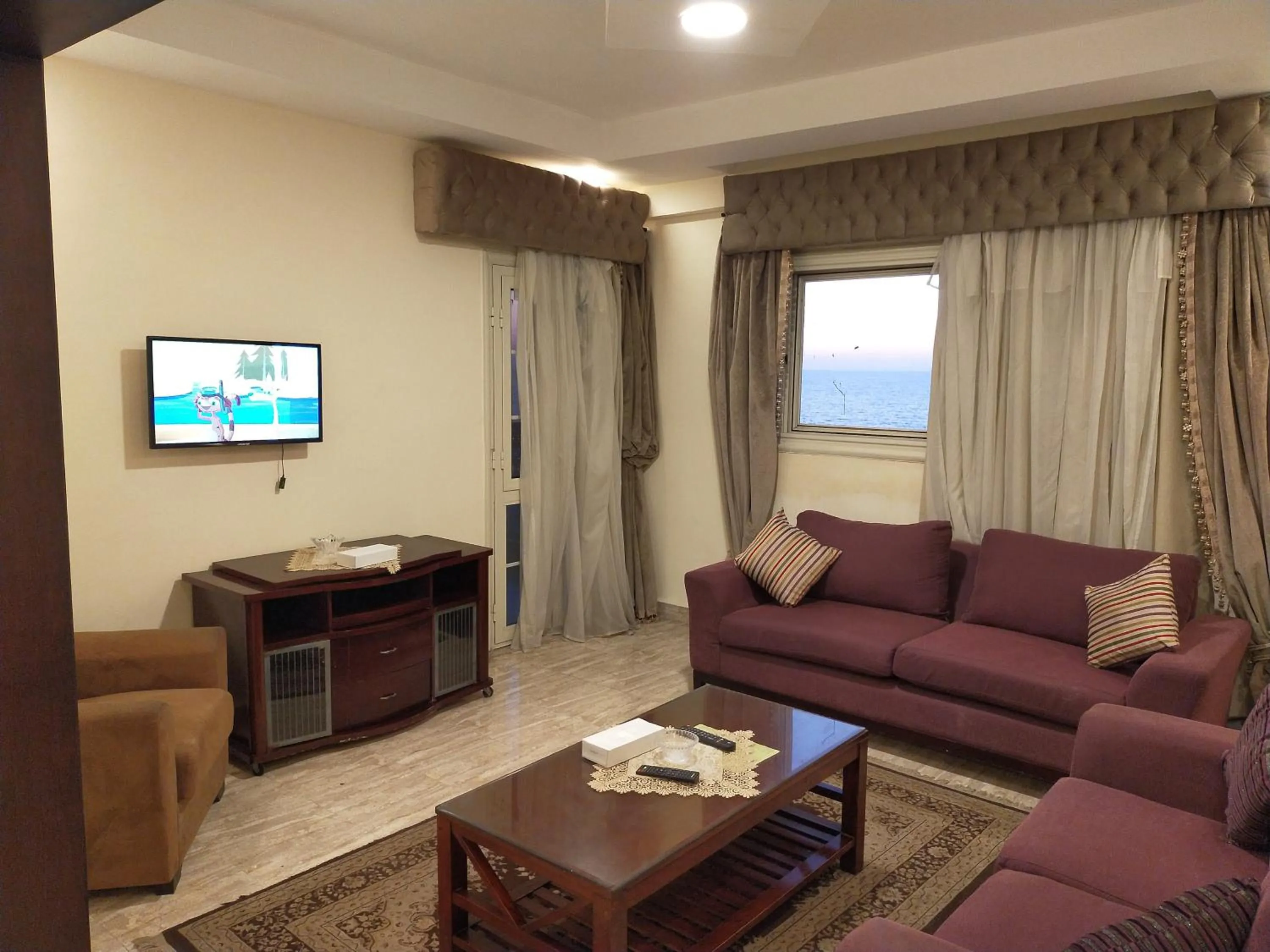 TV and multimedia in 26th of July Apartments