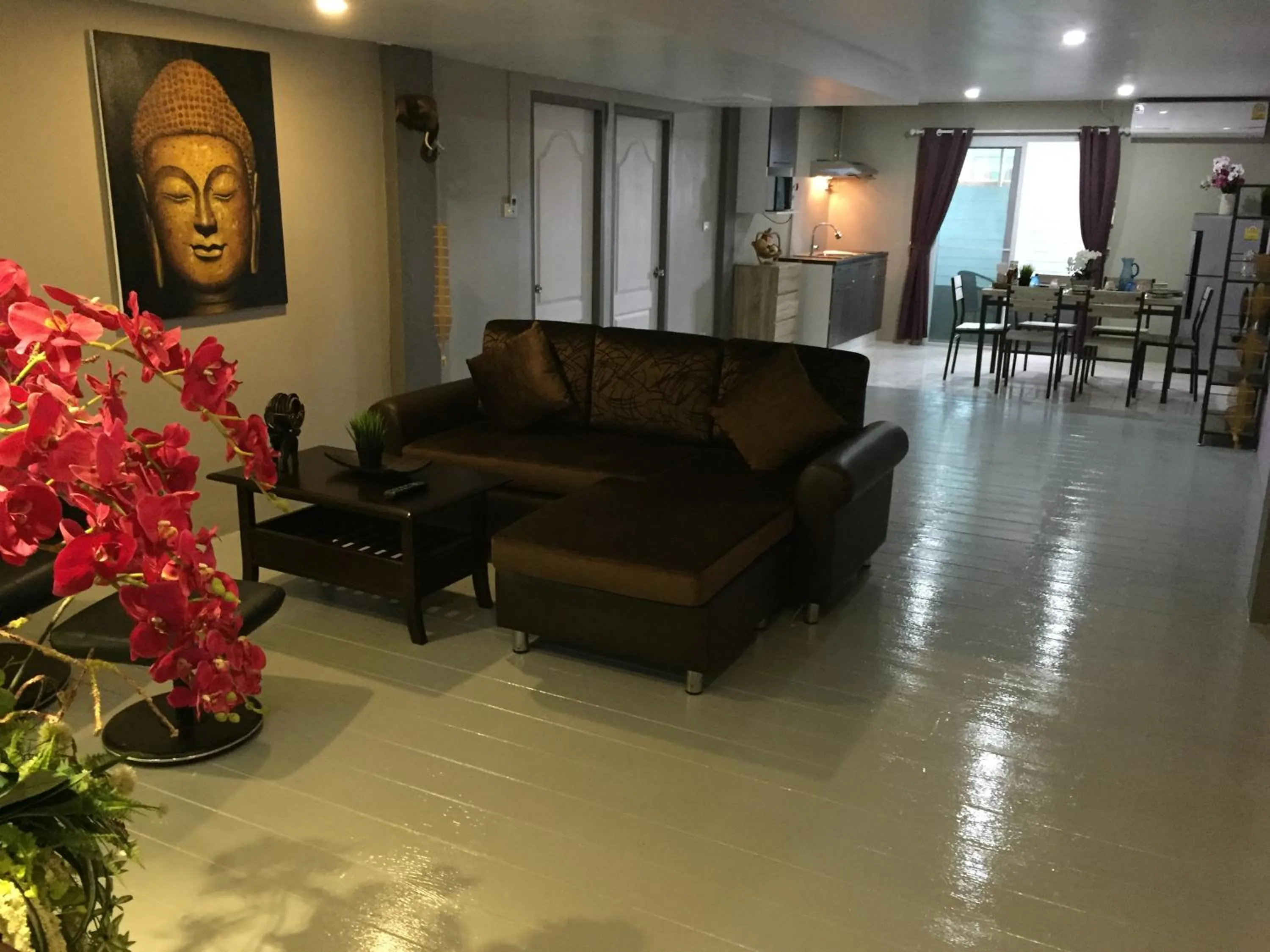 Living room in Samui Green Hotel