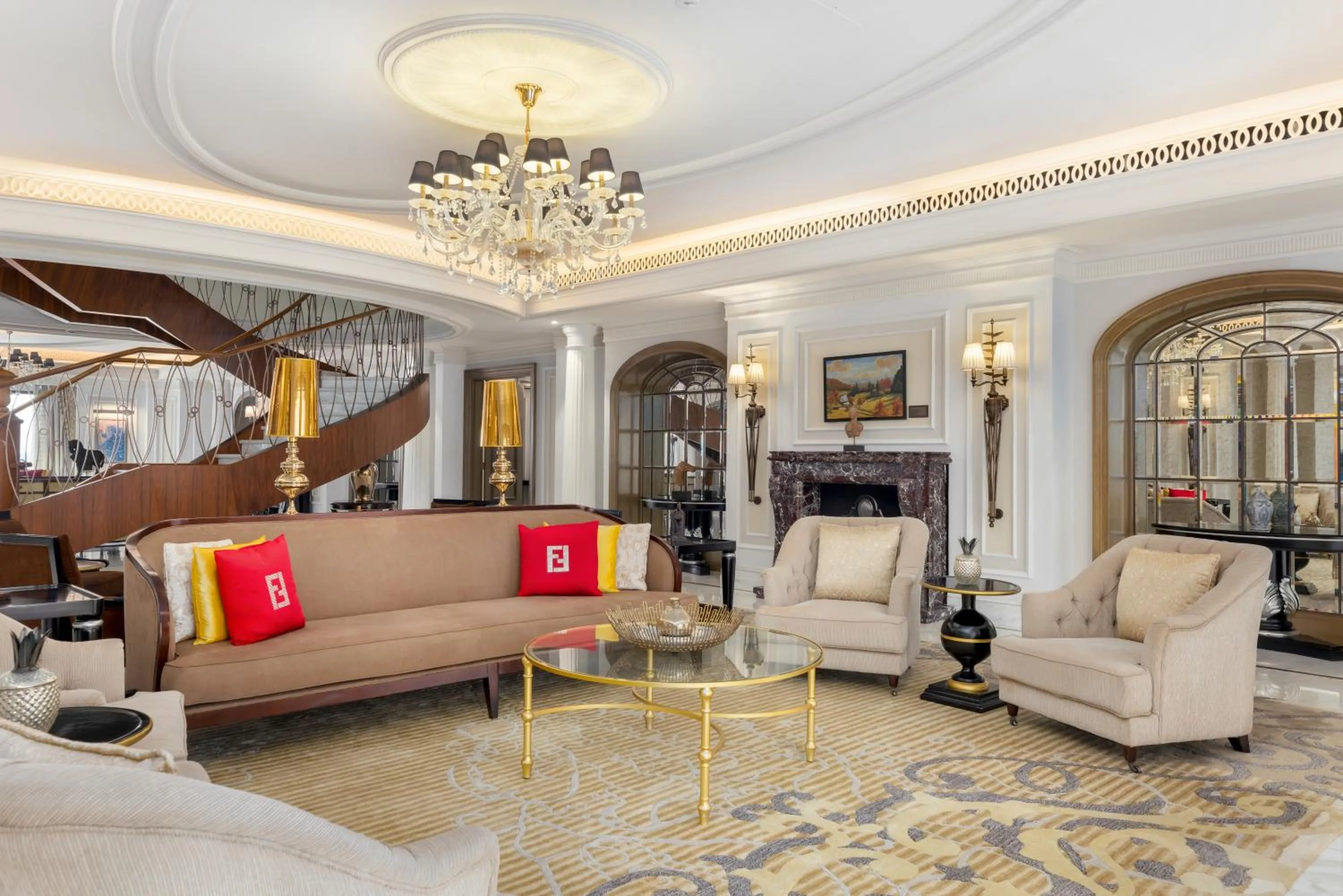 Living room in Al Habtoor Palace - Preferred Hotels & Resorts