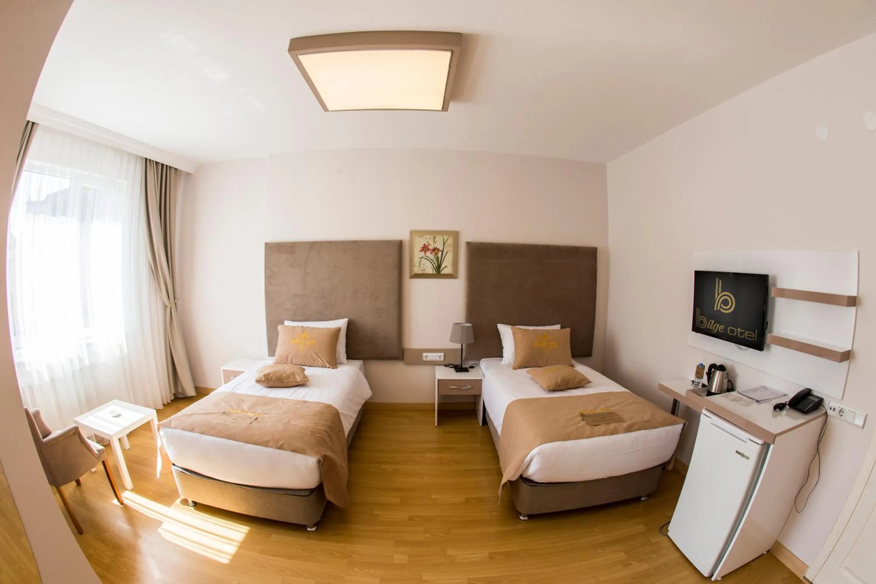 Bed in Bilge Suite Hotel