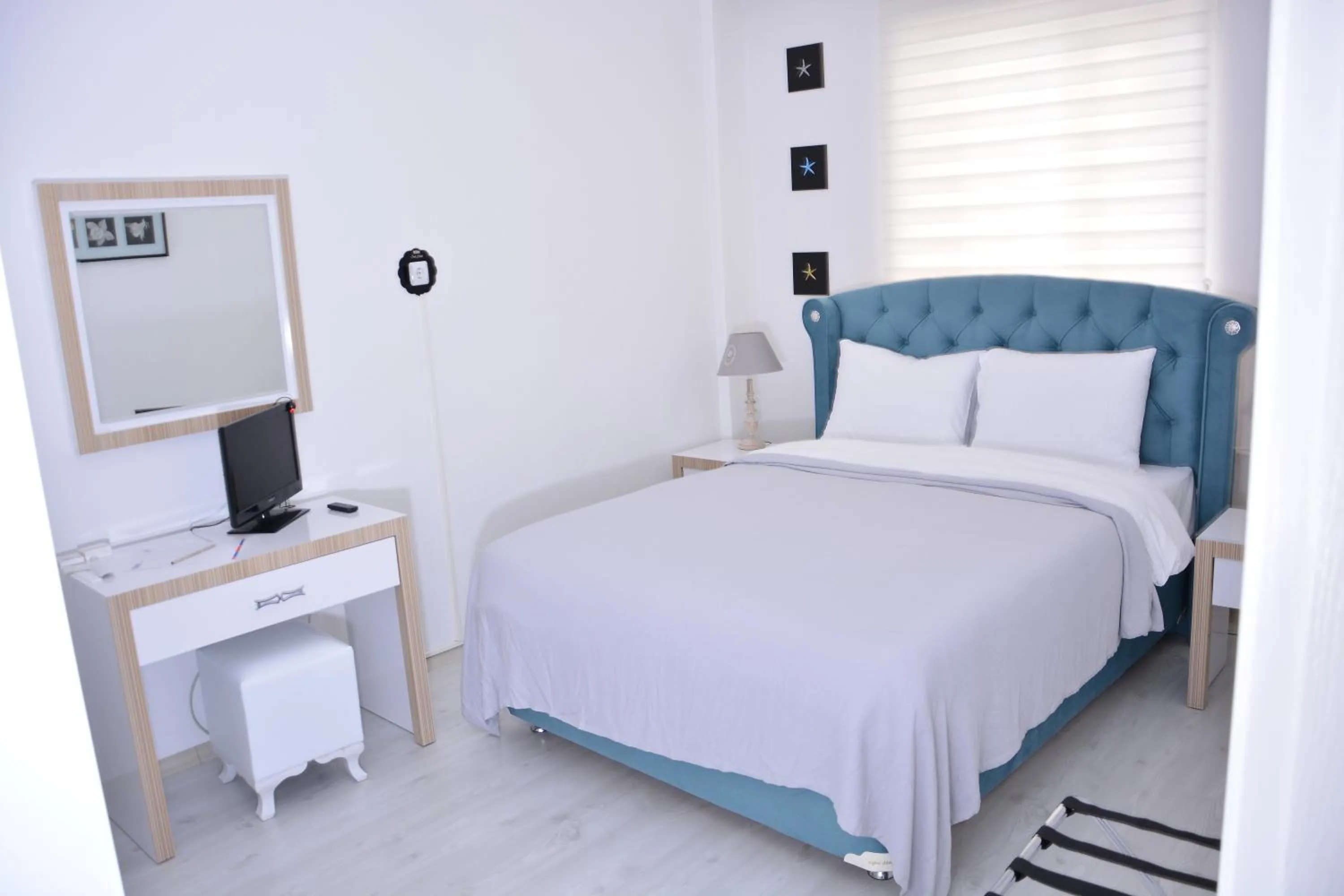 Bed in Bilge Suite Hotel