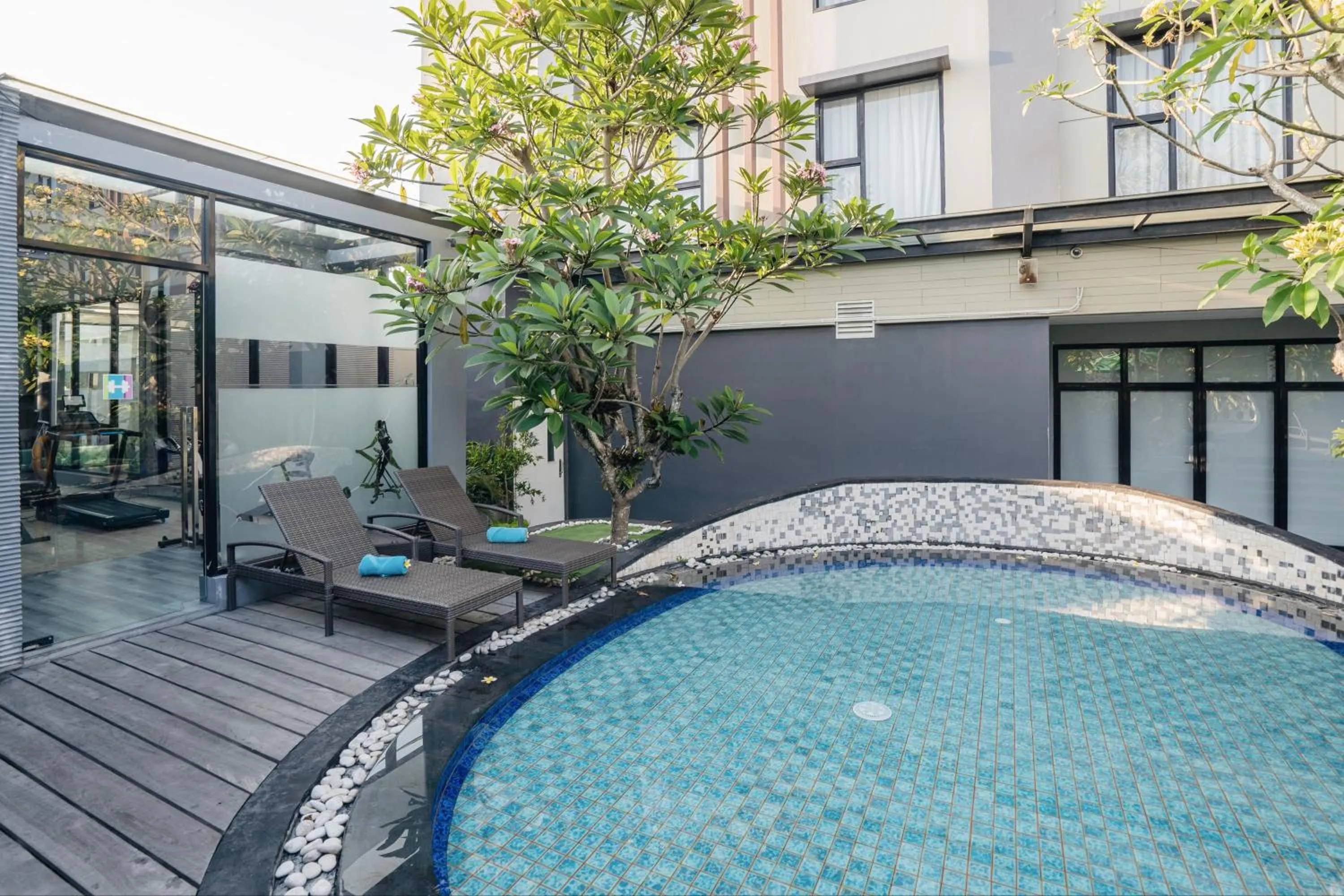 Swimming pool in Kamaniiya Petitenget Seminyak