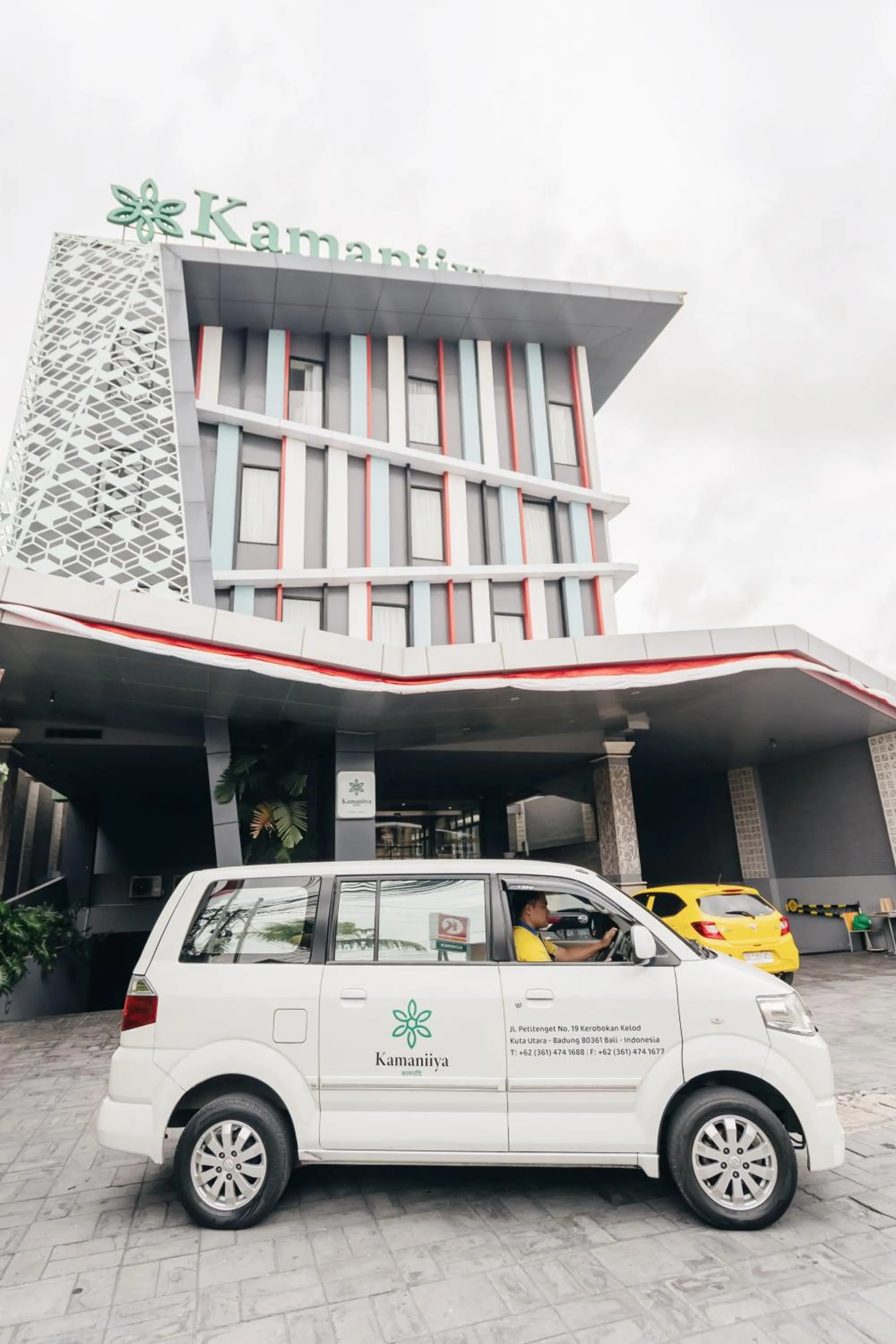 shuttle in Kamaniiya Petitenget Seminyak