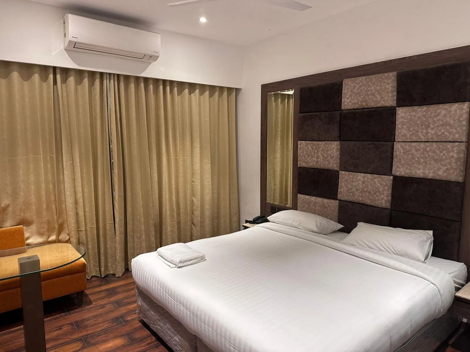 Bed in Hotel Windsor