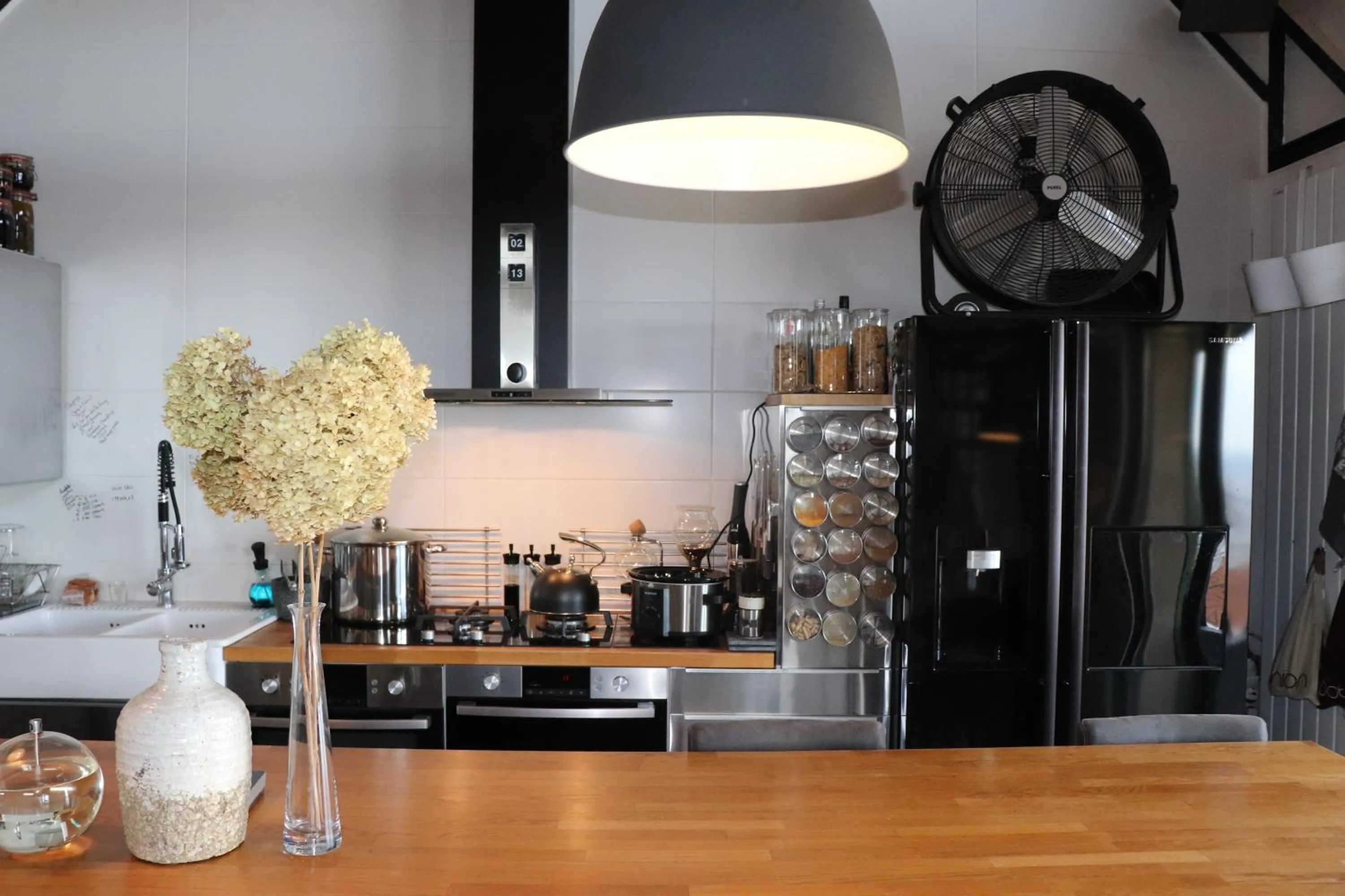 Kitchen or kitchenette in Skylark Bed & Breakfast