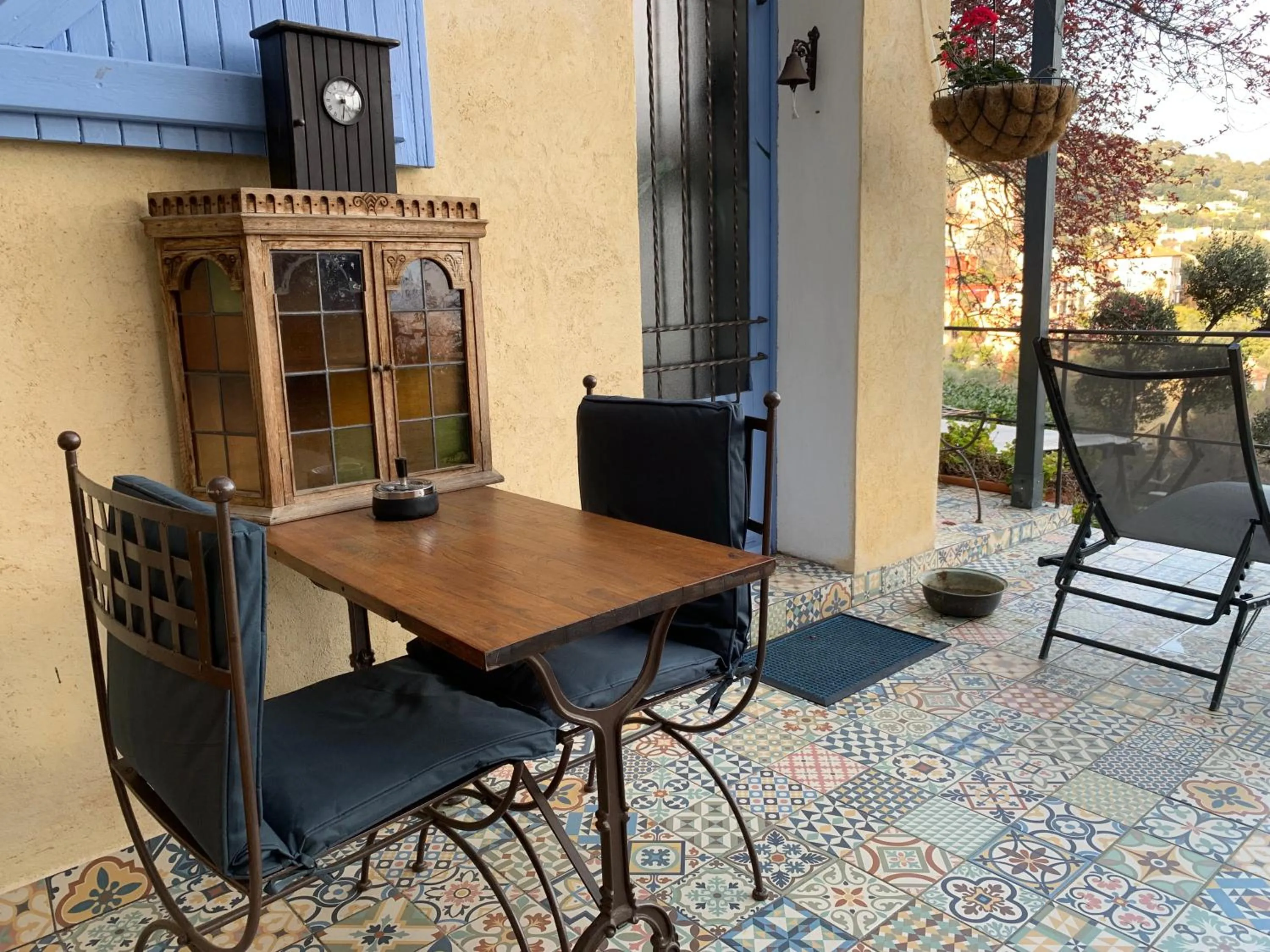 Dining area in Skylark Bed & Breakfast