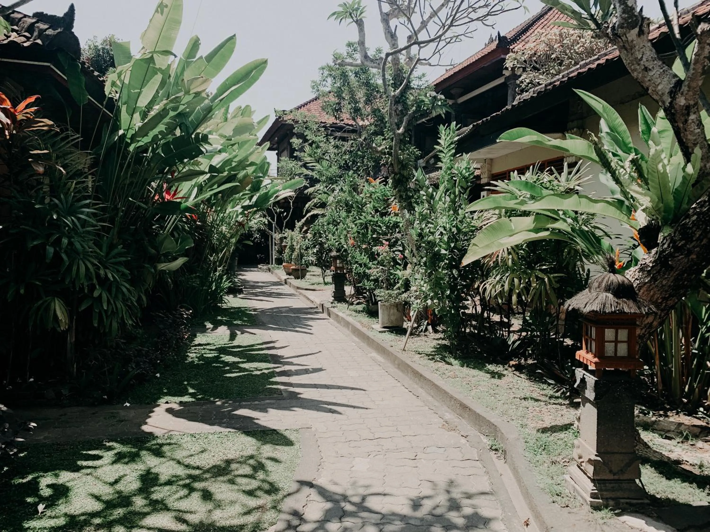 Property building in Bali Wirasana Inn