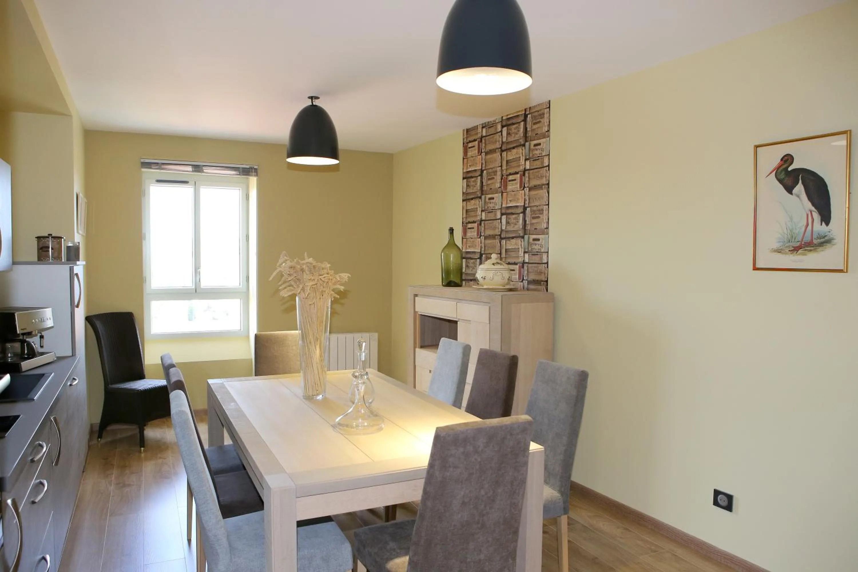 Communal kitchen in Aux Pierres Magiques