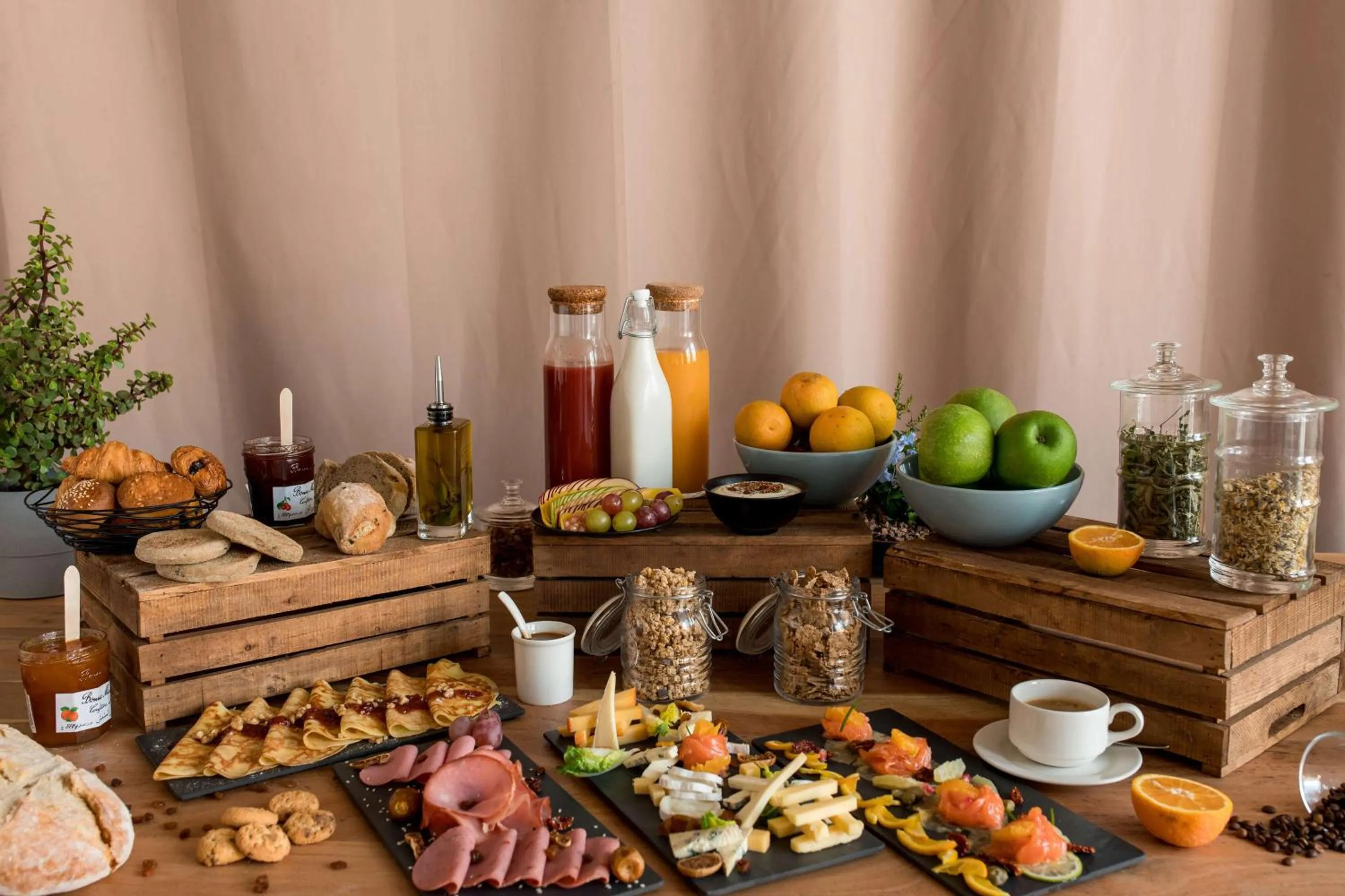 Restaurant/places to eat in Radisson Blu Resort Taghazout Bay Surf Village