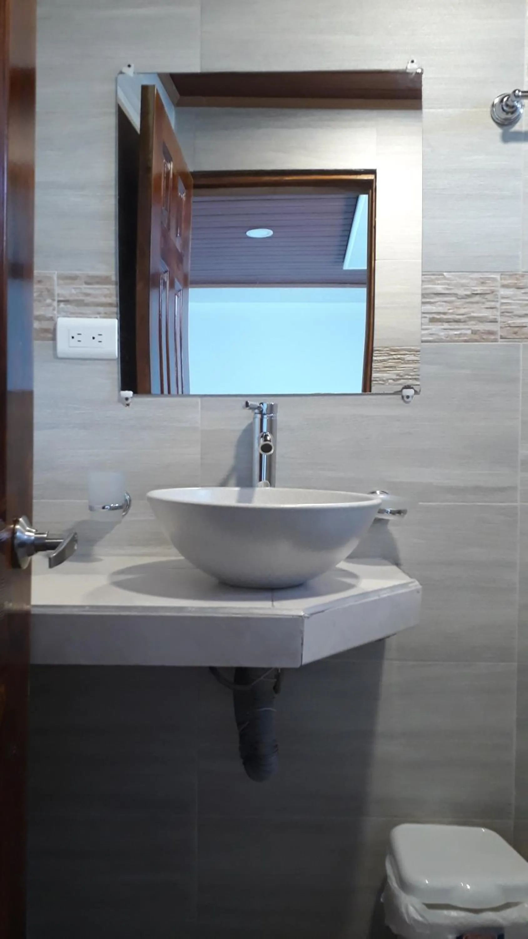 Toilet in Mongui Plaza Hotel