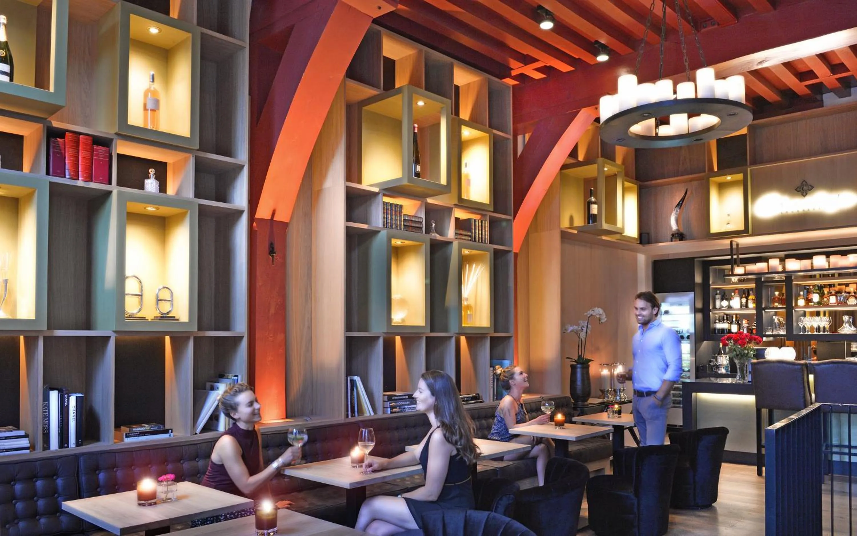 Communal lounge/ TV room in Boutique Hotel Steenhof Suites - Adults Only