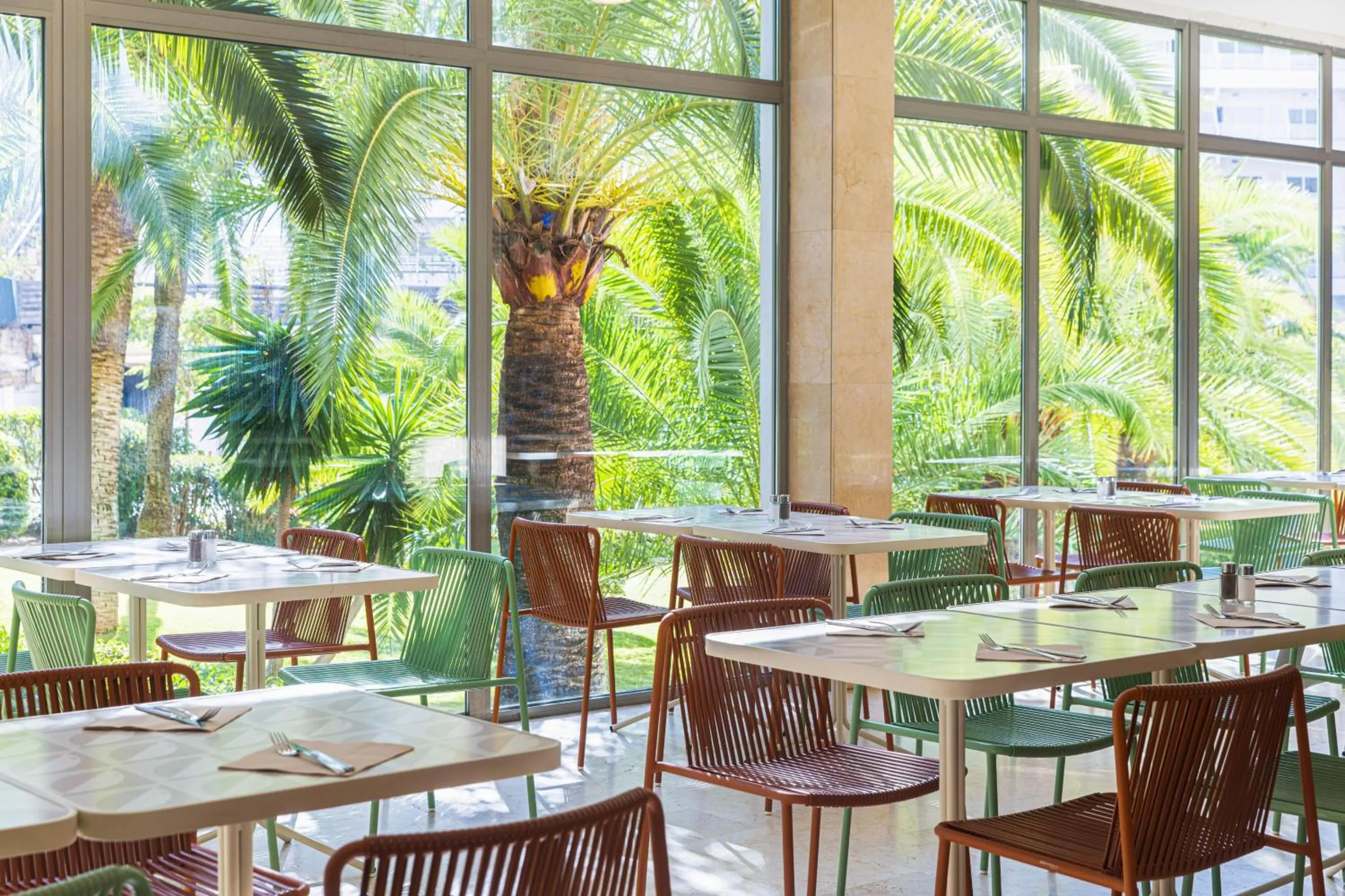 Restaurant/places to eat in Sol Barbados