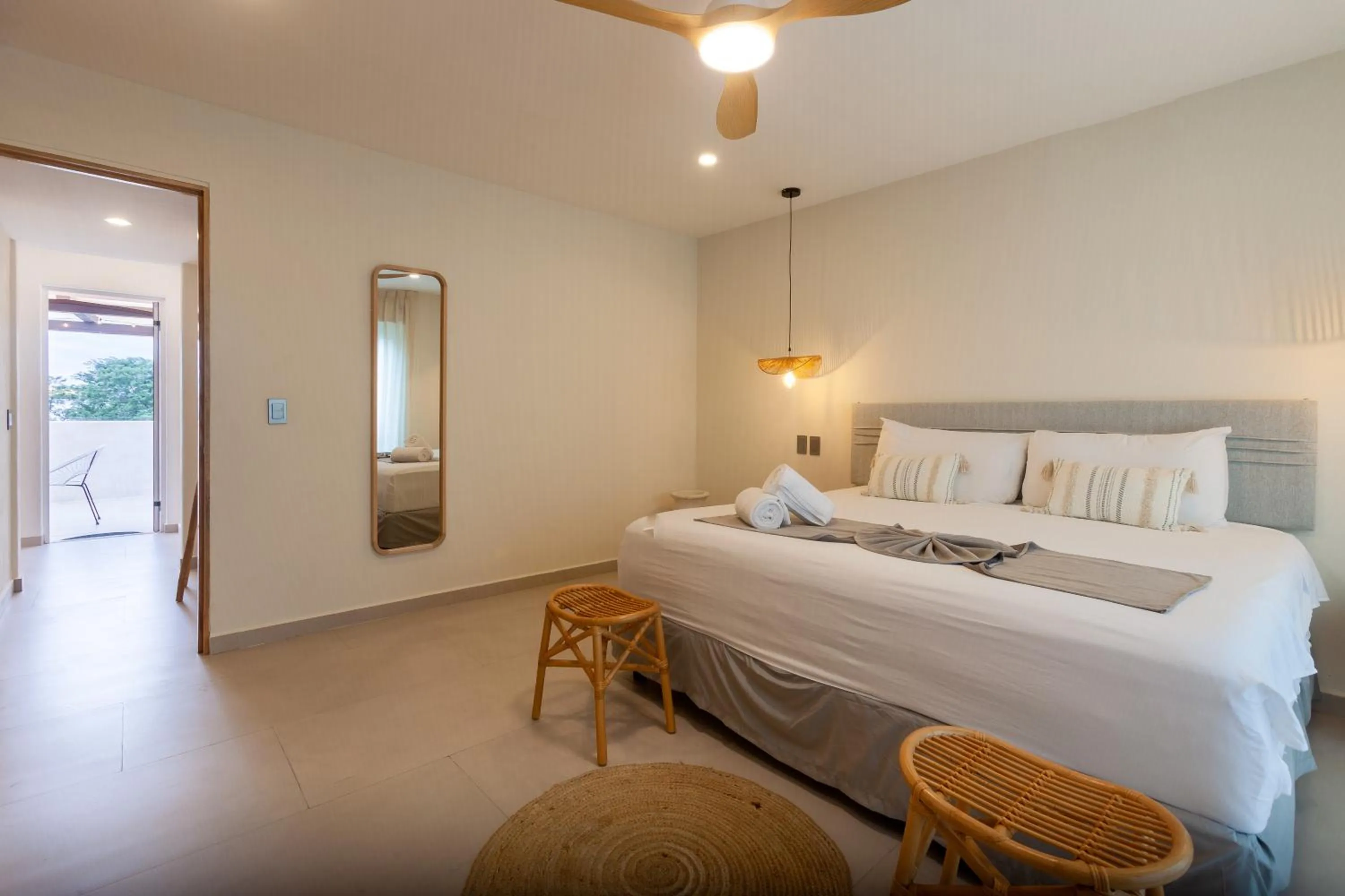 Bed in Via Tendenza Condos