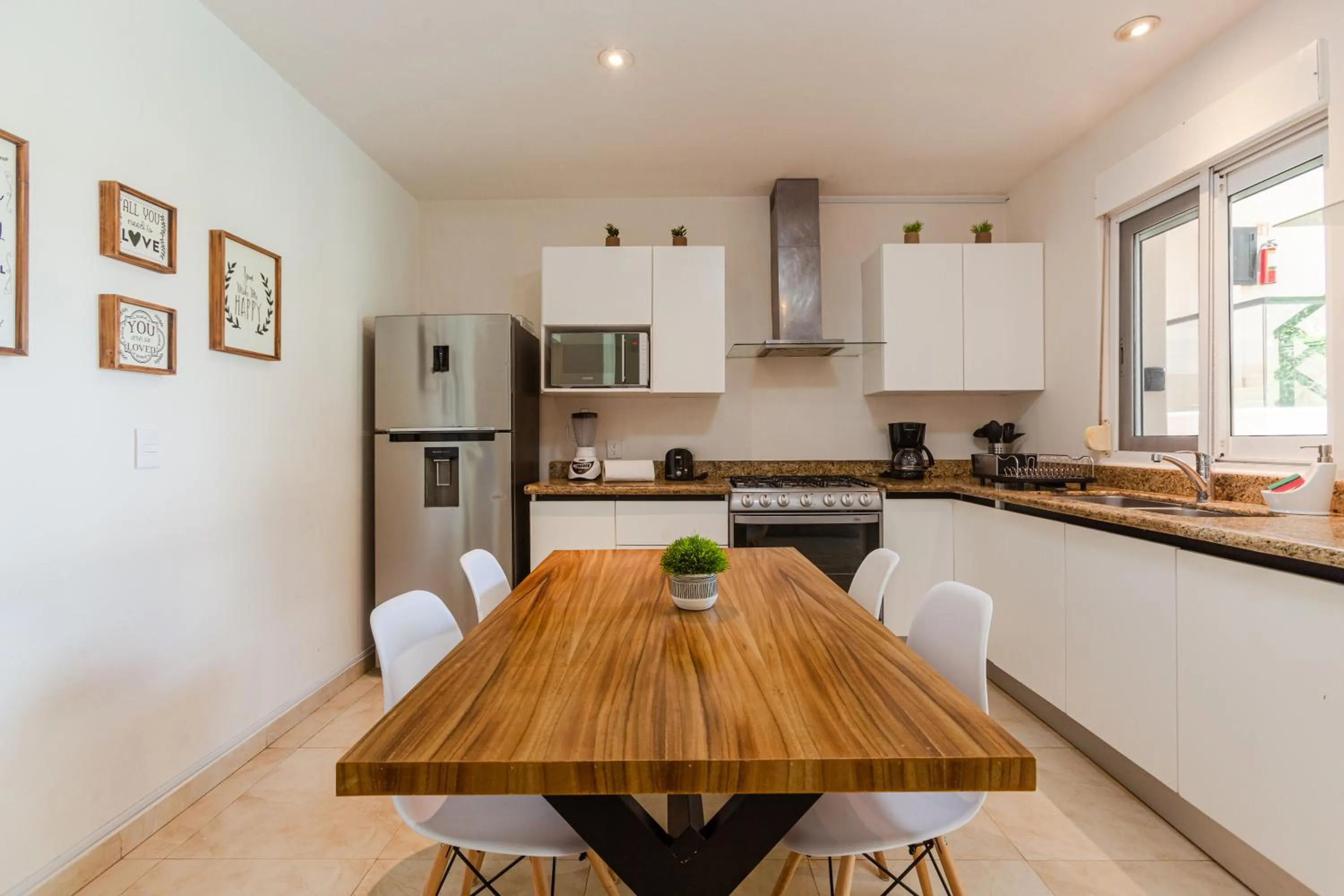 Dining area in Via Tendenza Condos
