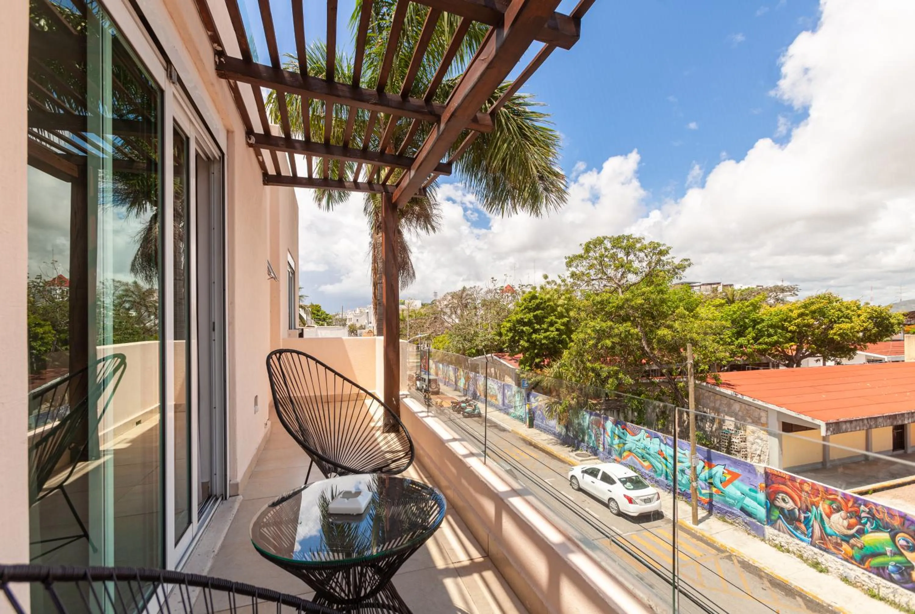 Day in Via Tendenza Condos